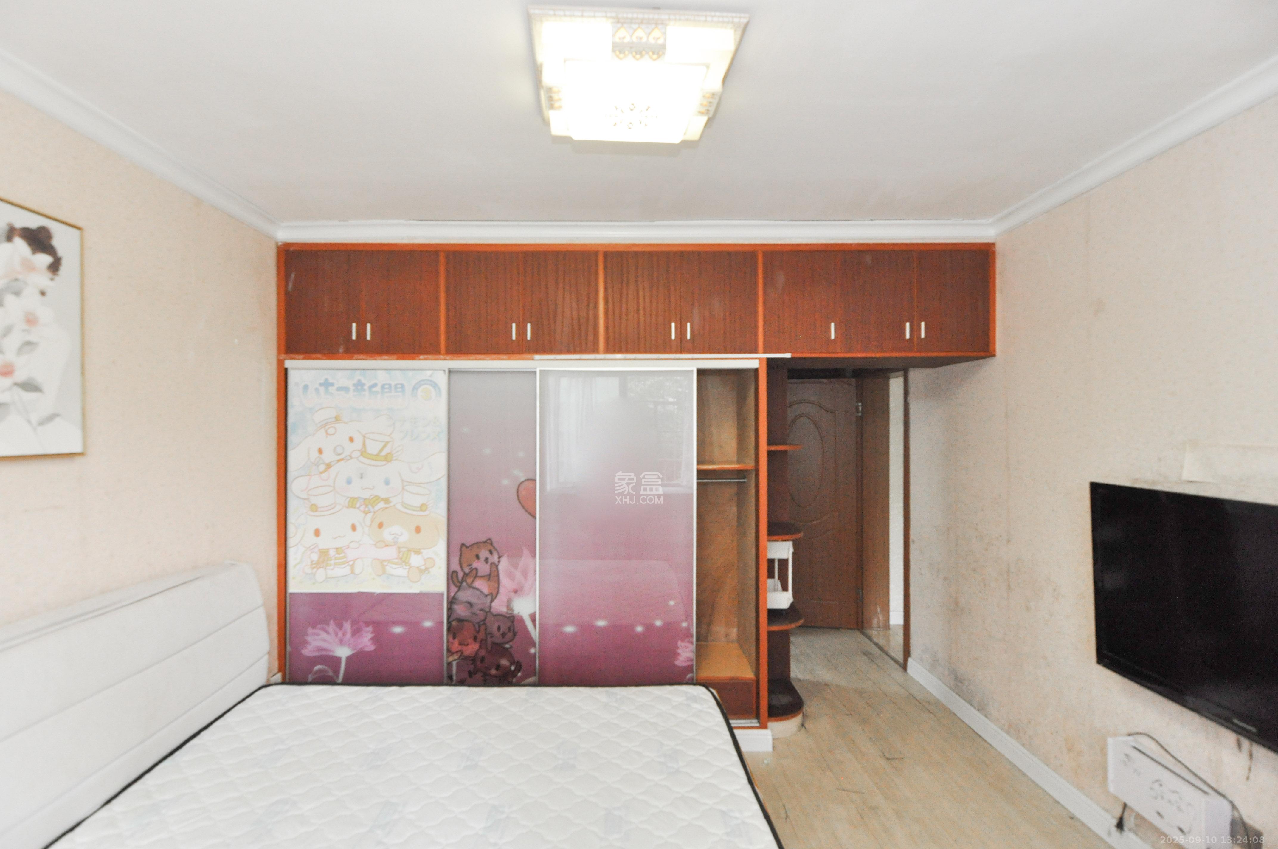 玛依拉山庄  3室2厅2卫    103.8万其他