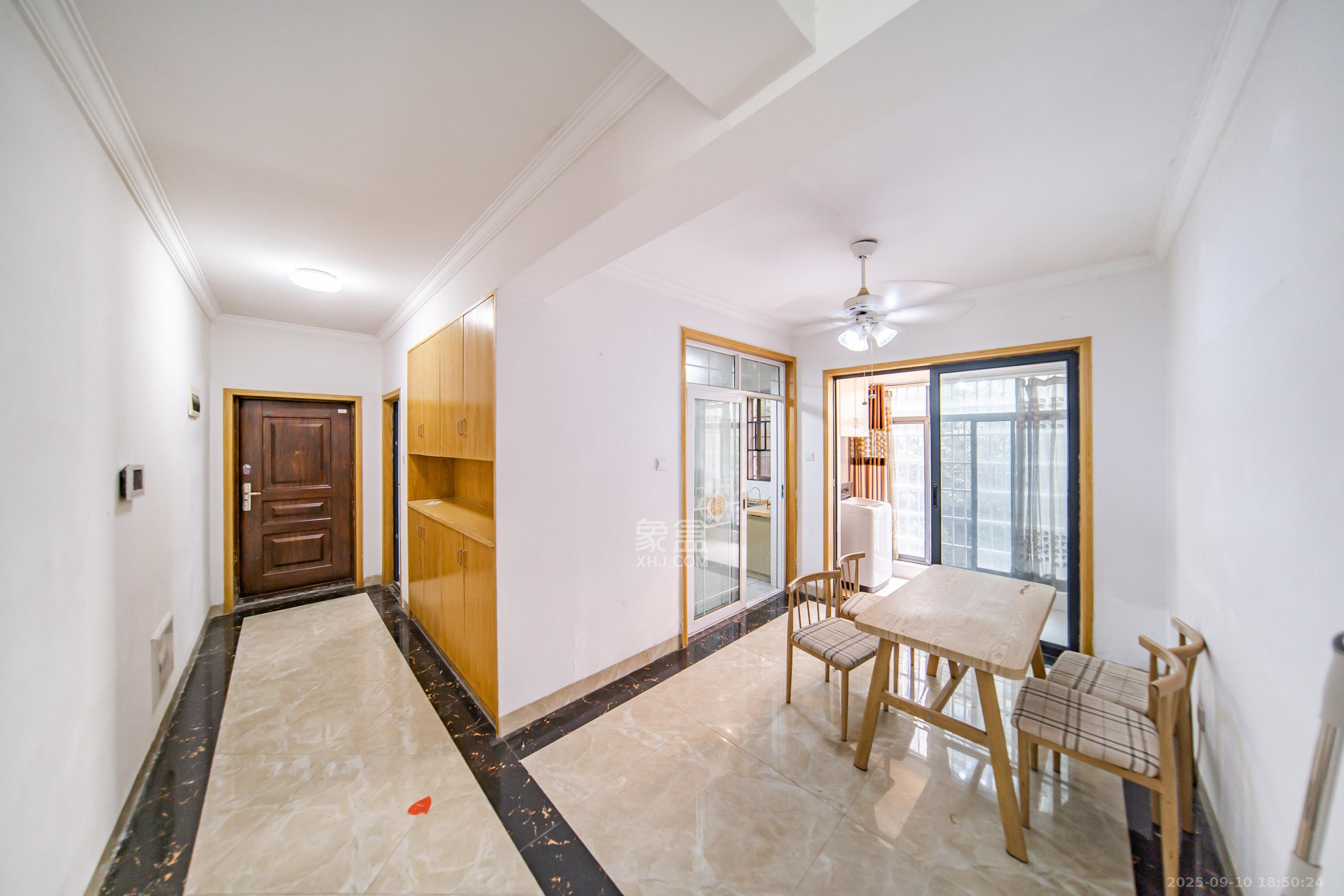 湘熙水郡(观澜海赋家园) 3室2厅2卫 113.0万 湘熙水郡(观澜海赋家园) 3室2厅2卫 113.0万其他