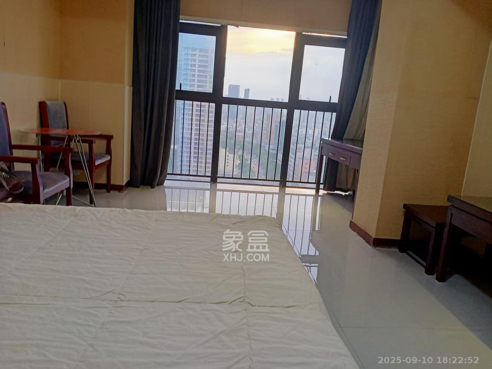 恒大金都（华瑞金都）  1室1厅1卫    1200.0元/月室内图