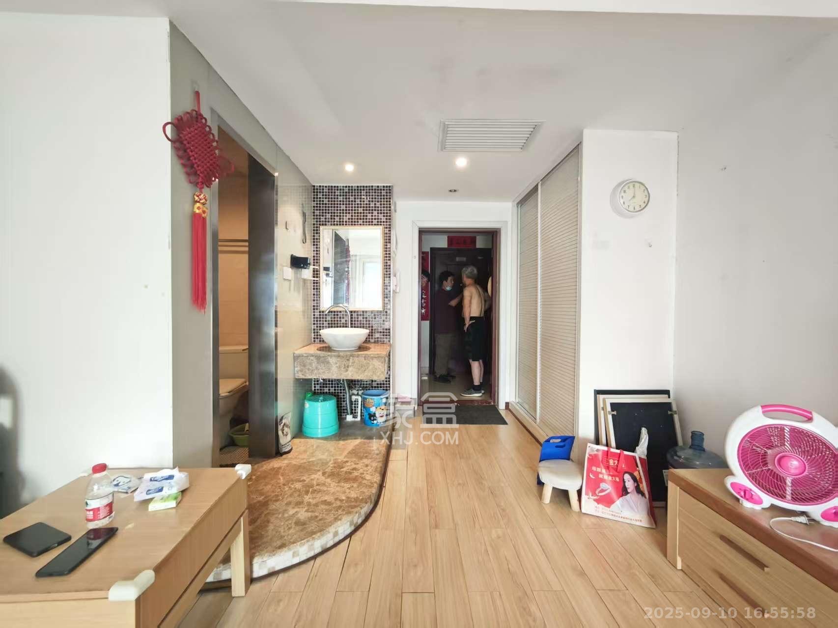 泉昇同福大厦  1室1厅1卫    1750.0元/月室内图