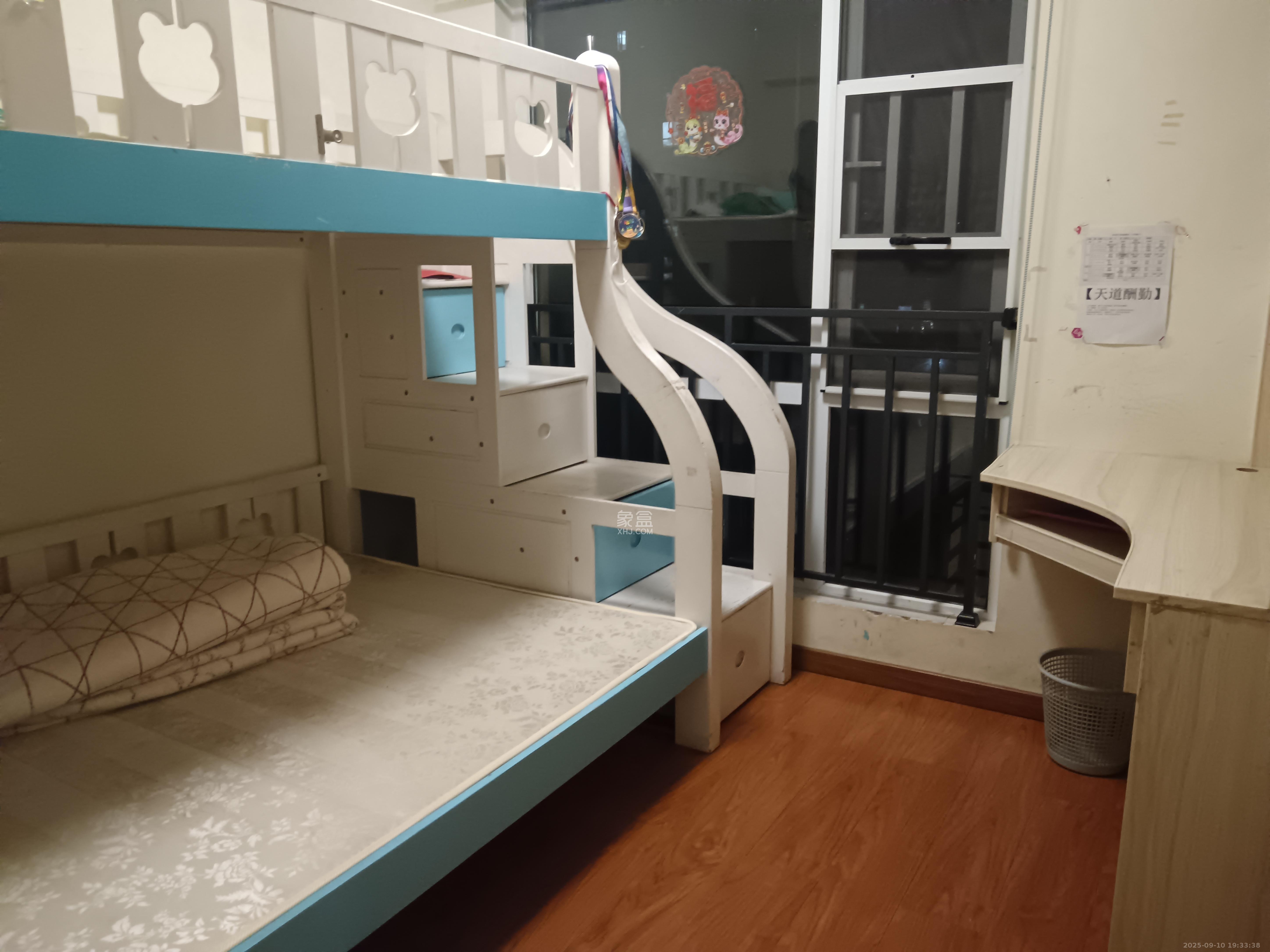 蓝光幸福满庭 1室0厅0卫 2100.0元/月 蓝光幸福满庭 1室0厅0卫 2100.0元/月室内图