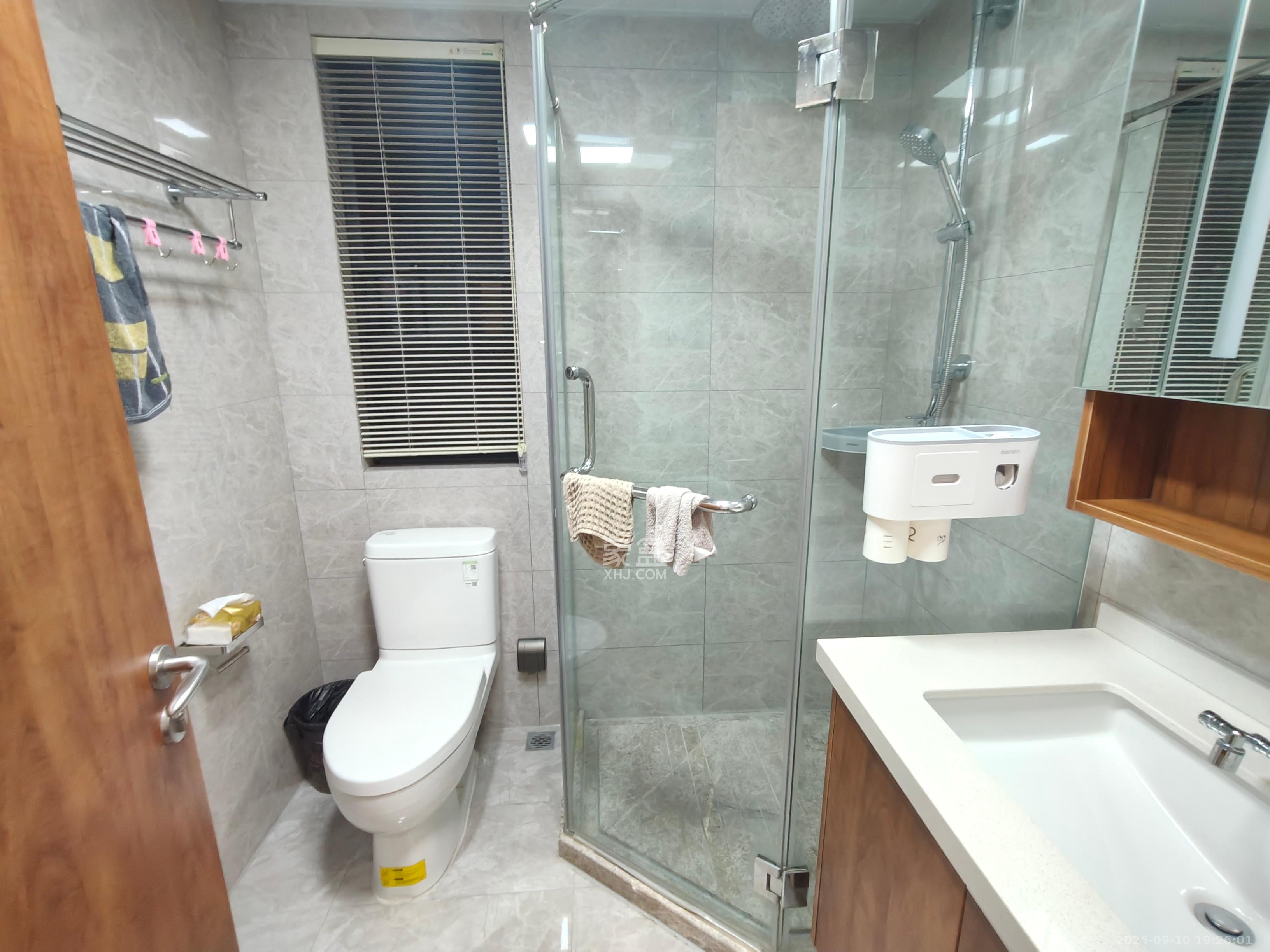 梅溪悦章  3室2厅2卫    3800.0元/月 梅溪悦章  3室2厅2卫    3800.0元/月室内图