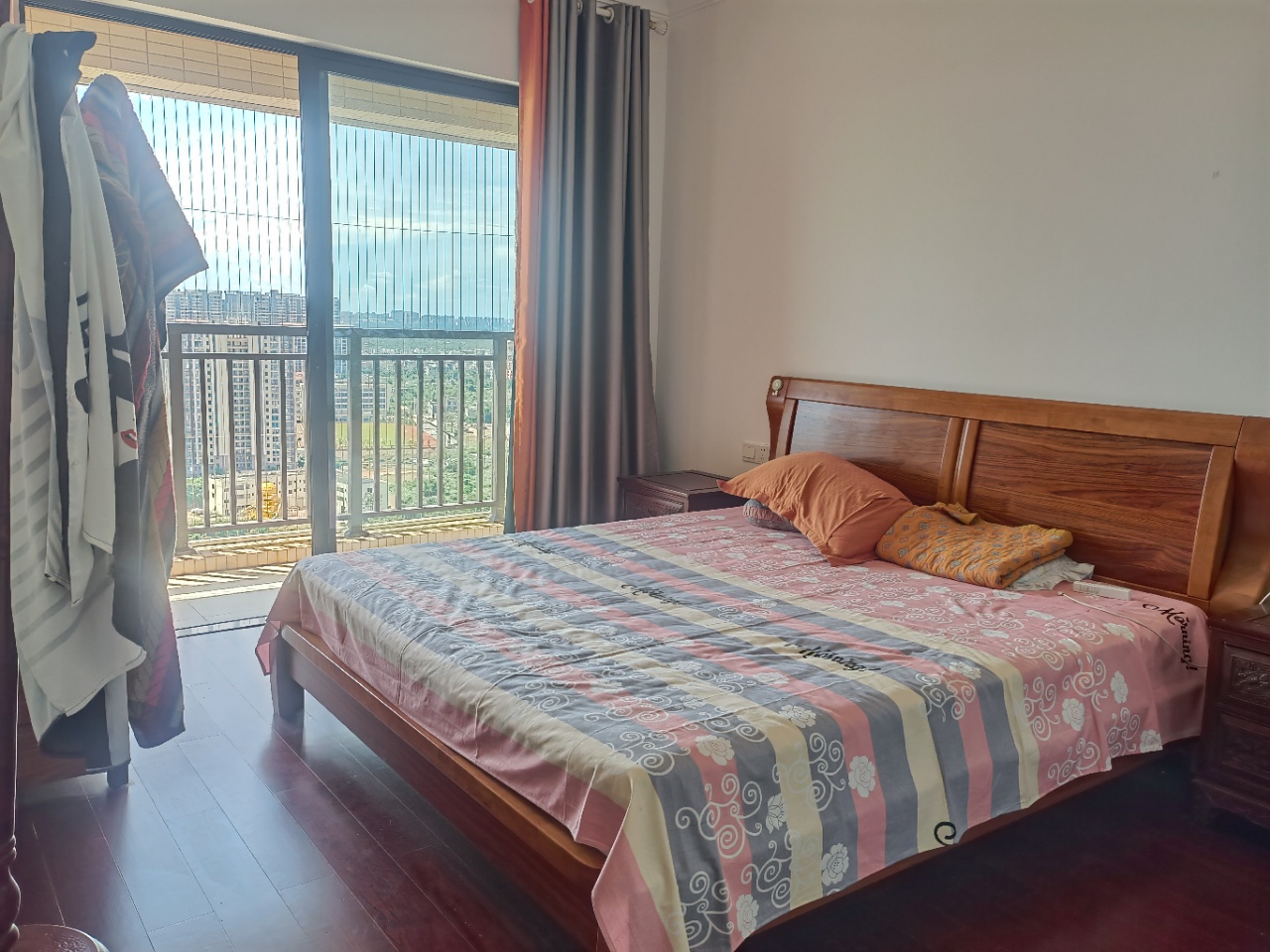 中海锦城 3室2厅2卫 3200.0元/月 中海锦城 3室2厅2卫 3200.0元/月室内图