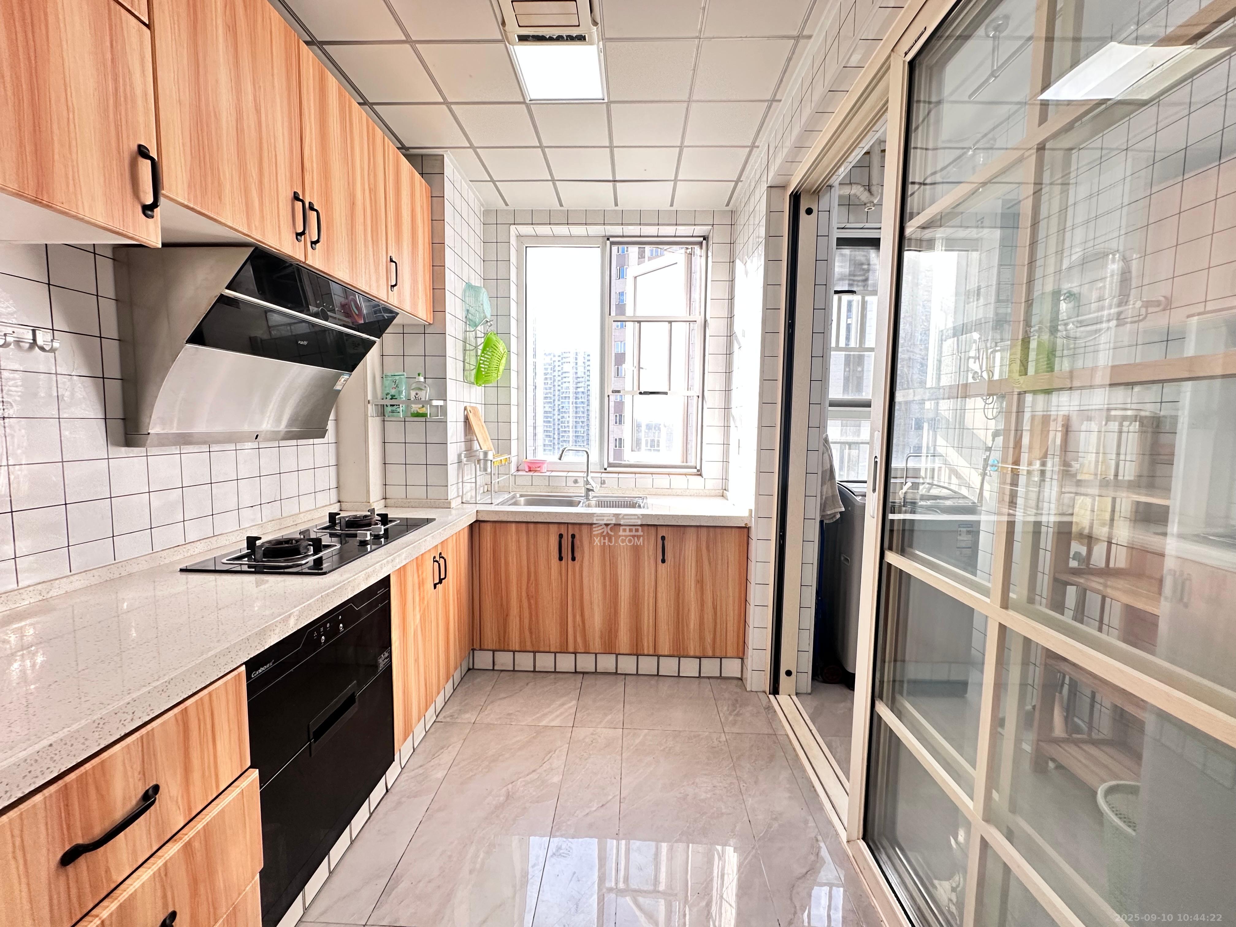 当代滨江MOMA 3室2厅2卫 4000.0元/月 当代滨江MOMA 3室2厅2卫 4000.0元/月室内图