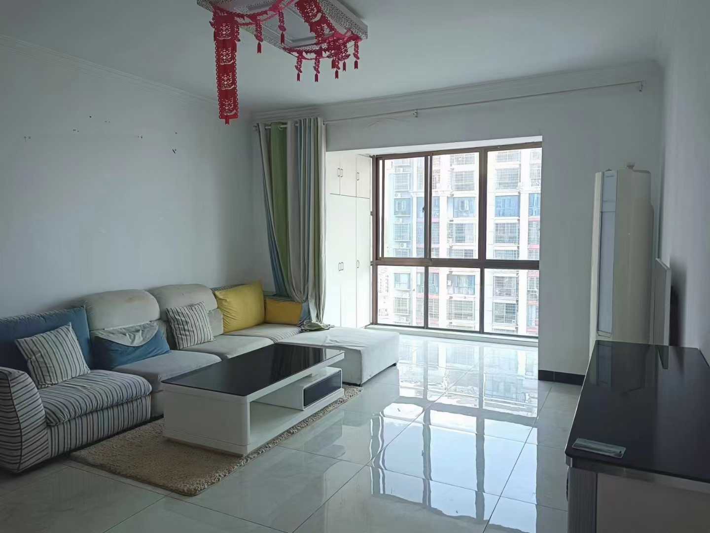 大汉巨龙家园  1室1厅1卫    1000.0元/月 大汉巨龙家园  1室1厅1卫    1000.0元/月室内图1