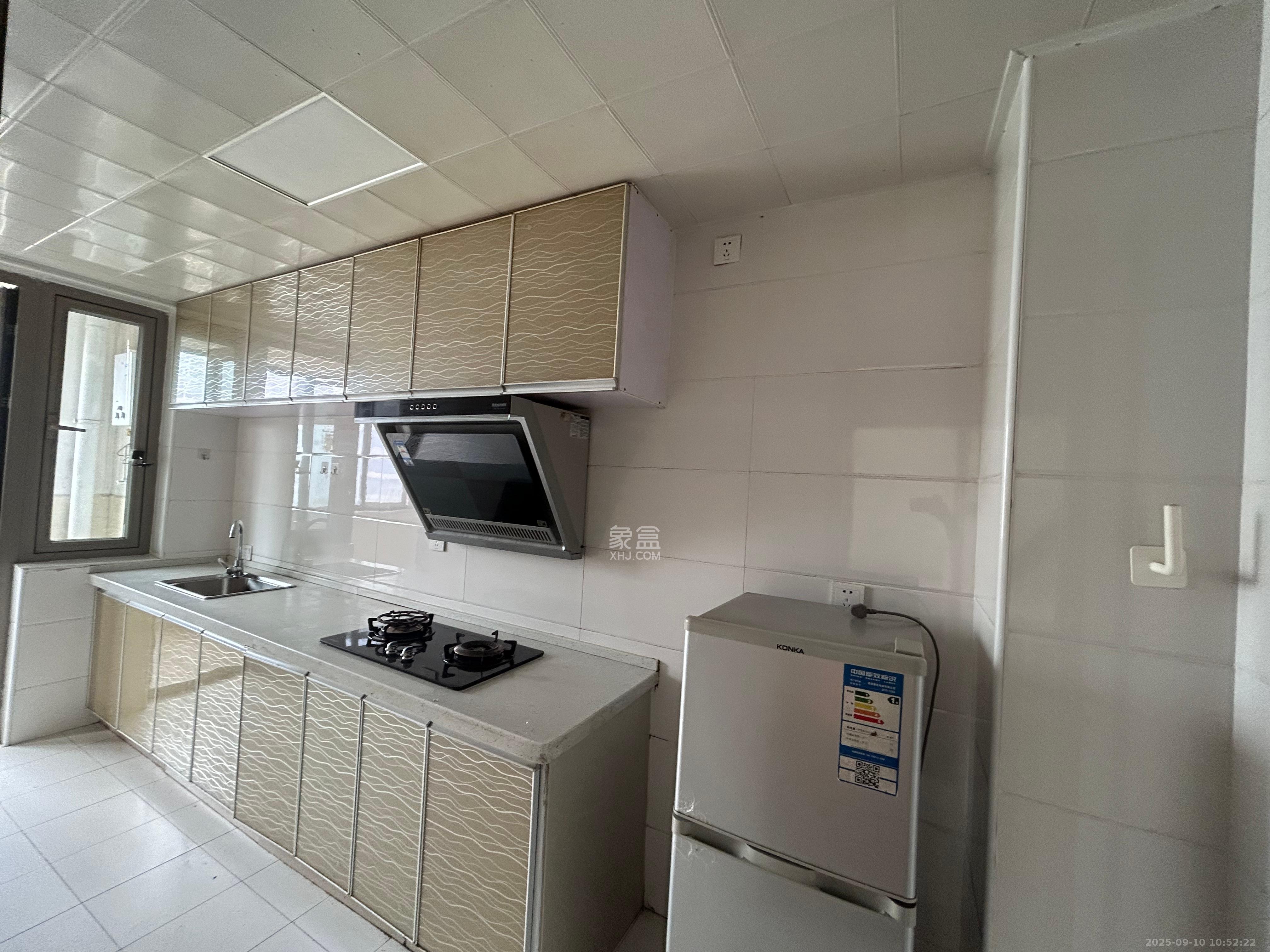 怡海星城 2室2厅1卫 1500.0元/月 怡海星城 2室2厅1卫 1500.0元/月室内图