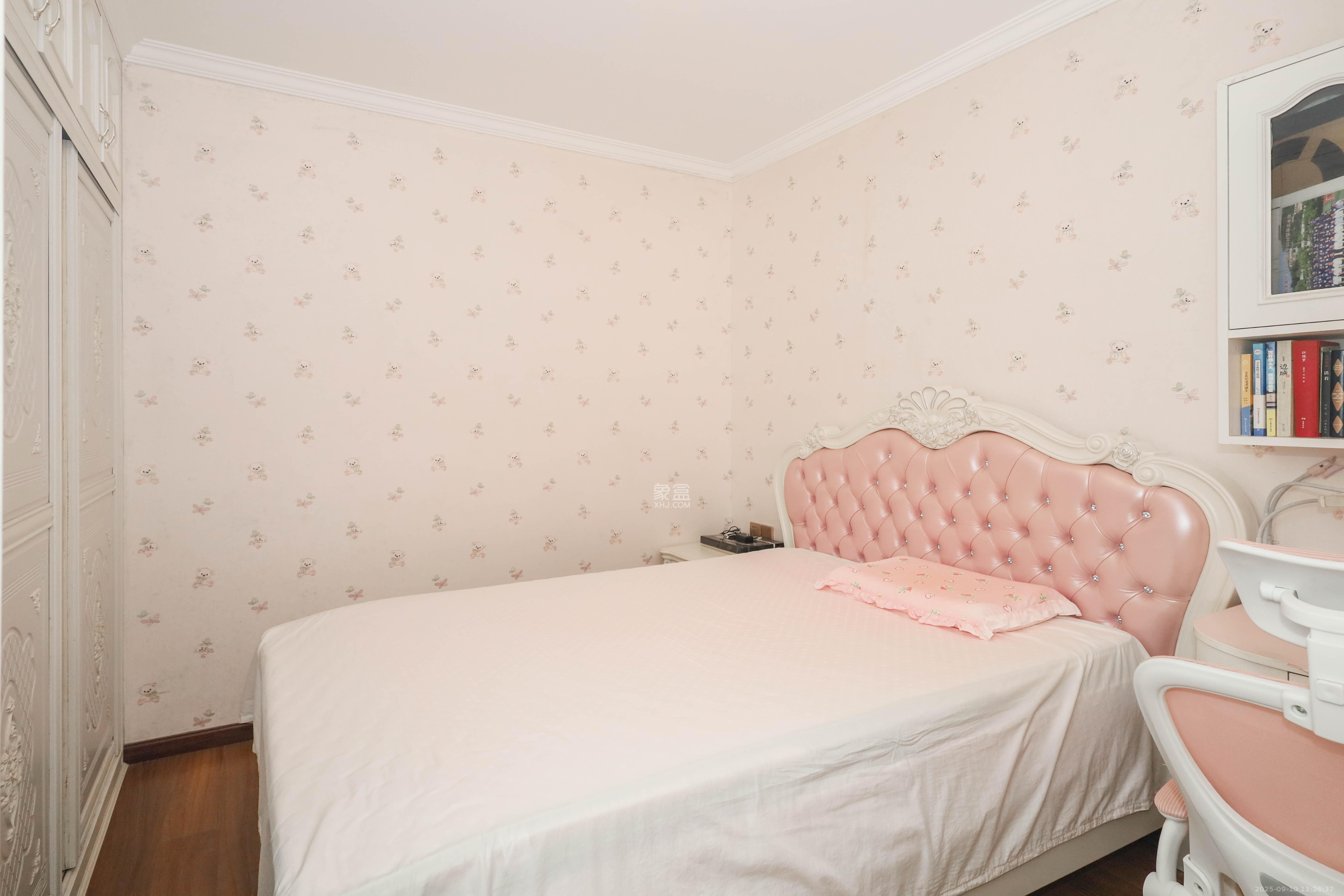 惠天然梅岭国际  3室2厅1卫    98.8万卧室