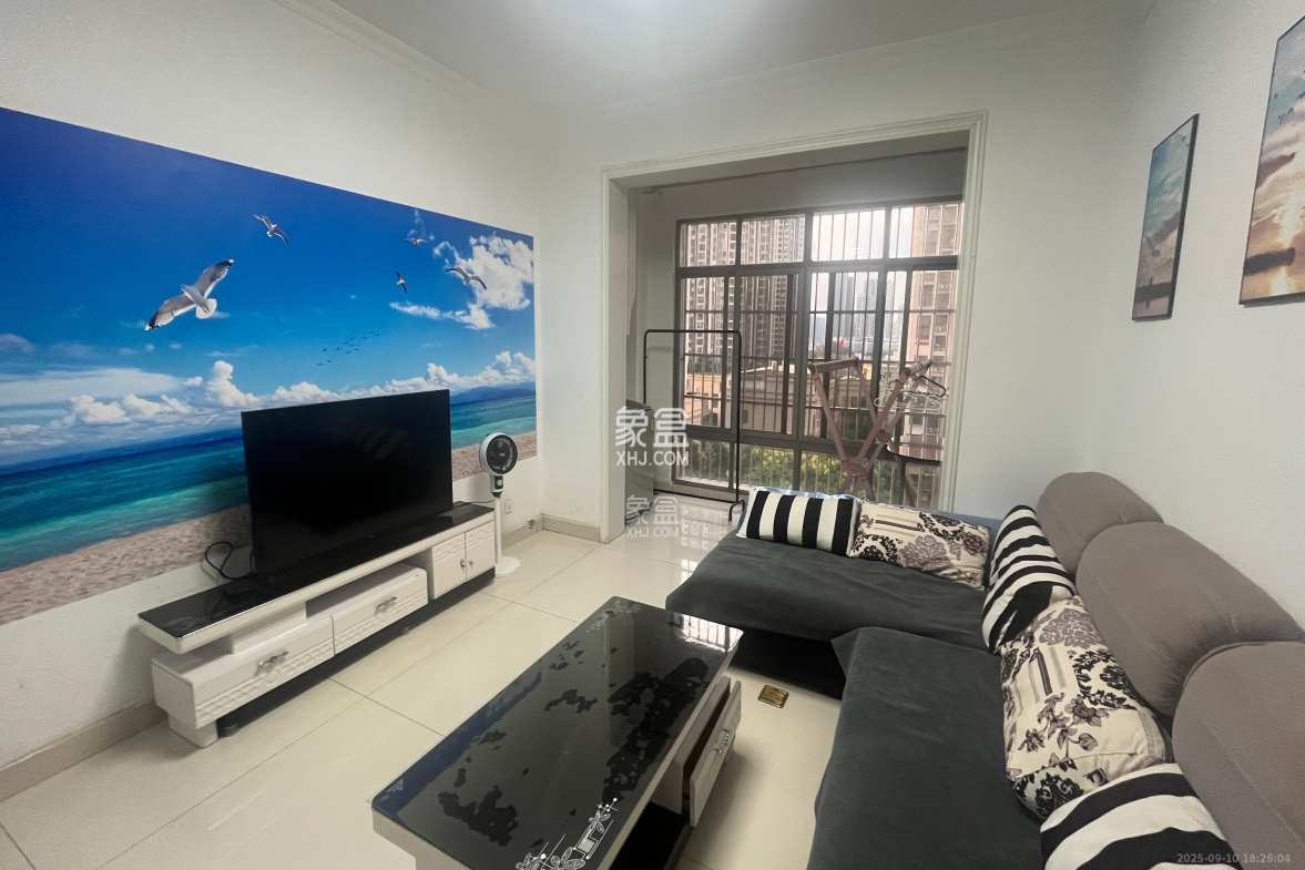 嘉顺苑 3室2厅2卫 2400.0元/月 嘉顺苑 3室2厅2卫 2400.0元/月室内图