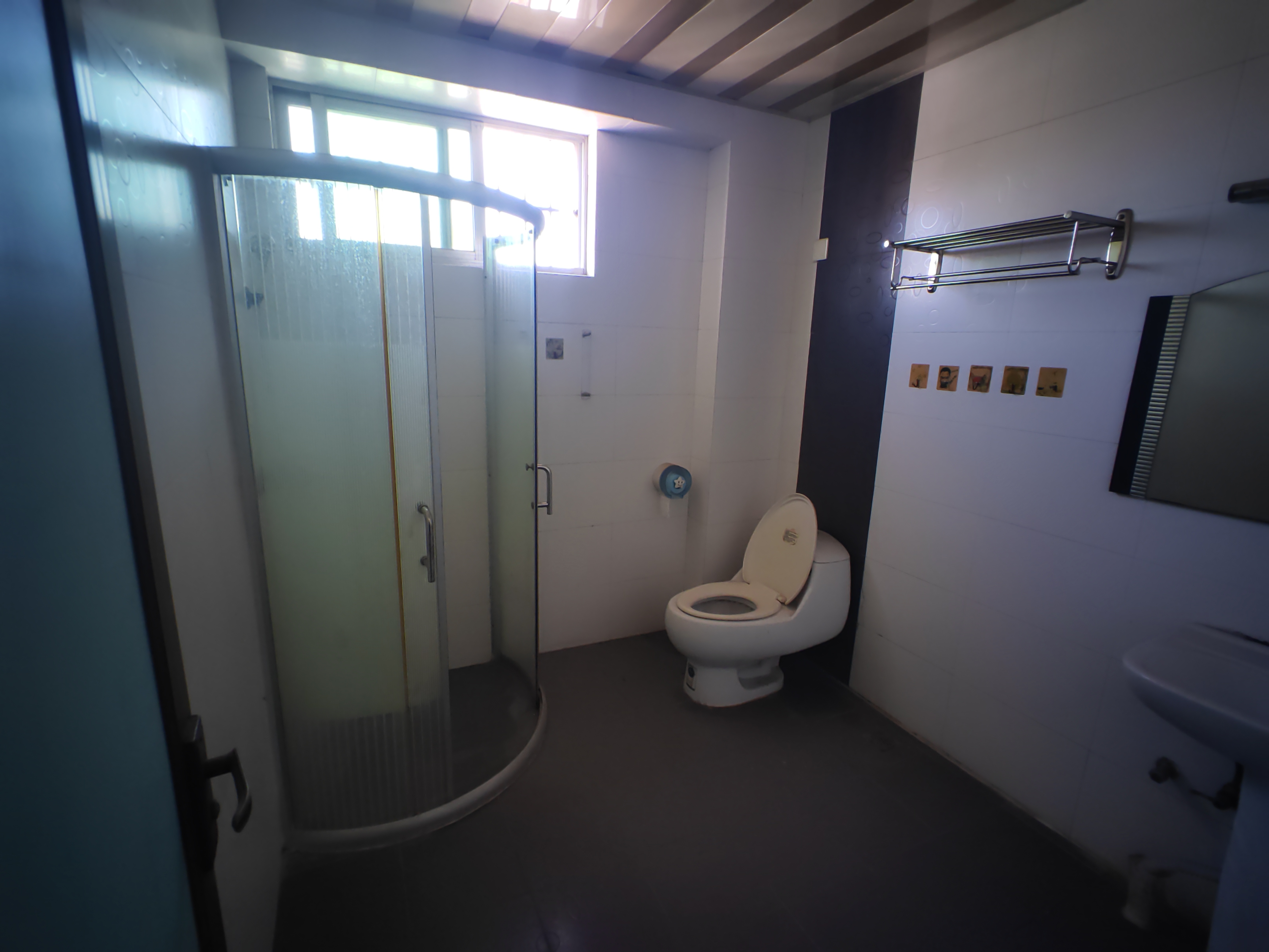 正庄大厦 3室2厅2卫 2500.0元/月 正庄大厦 3室2厅2卫 2500.0元/月室内图