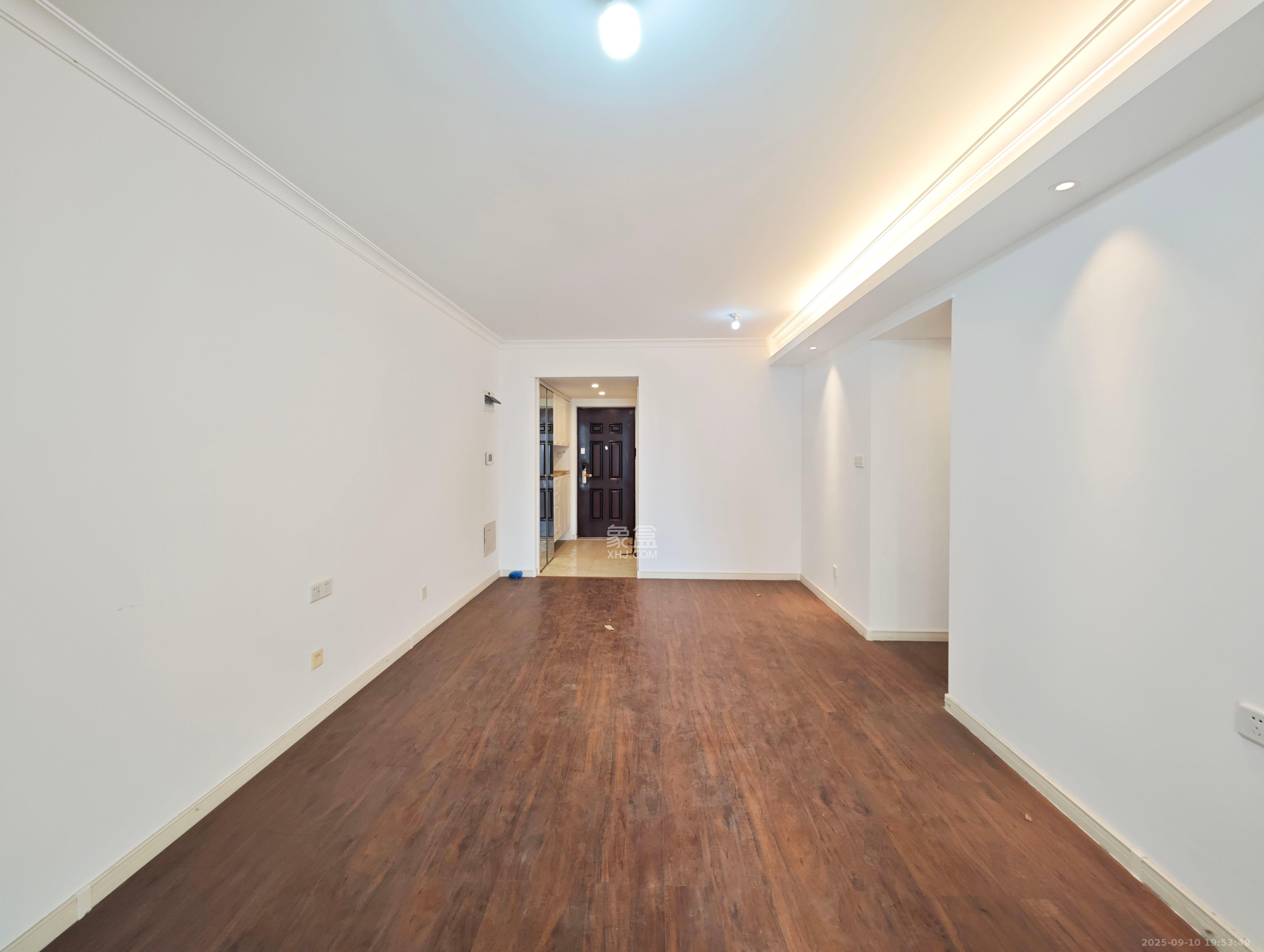 万科魅力之城  3室2厅1卫    105.0万 万科魅力之城  3室2厅1卫    105.0万