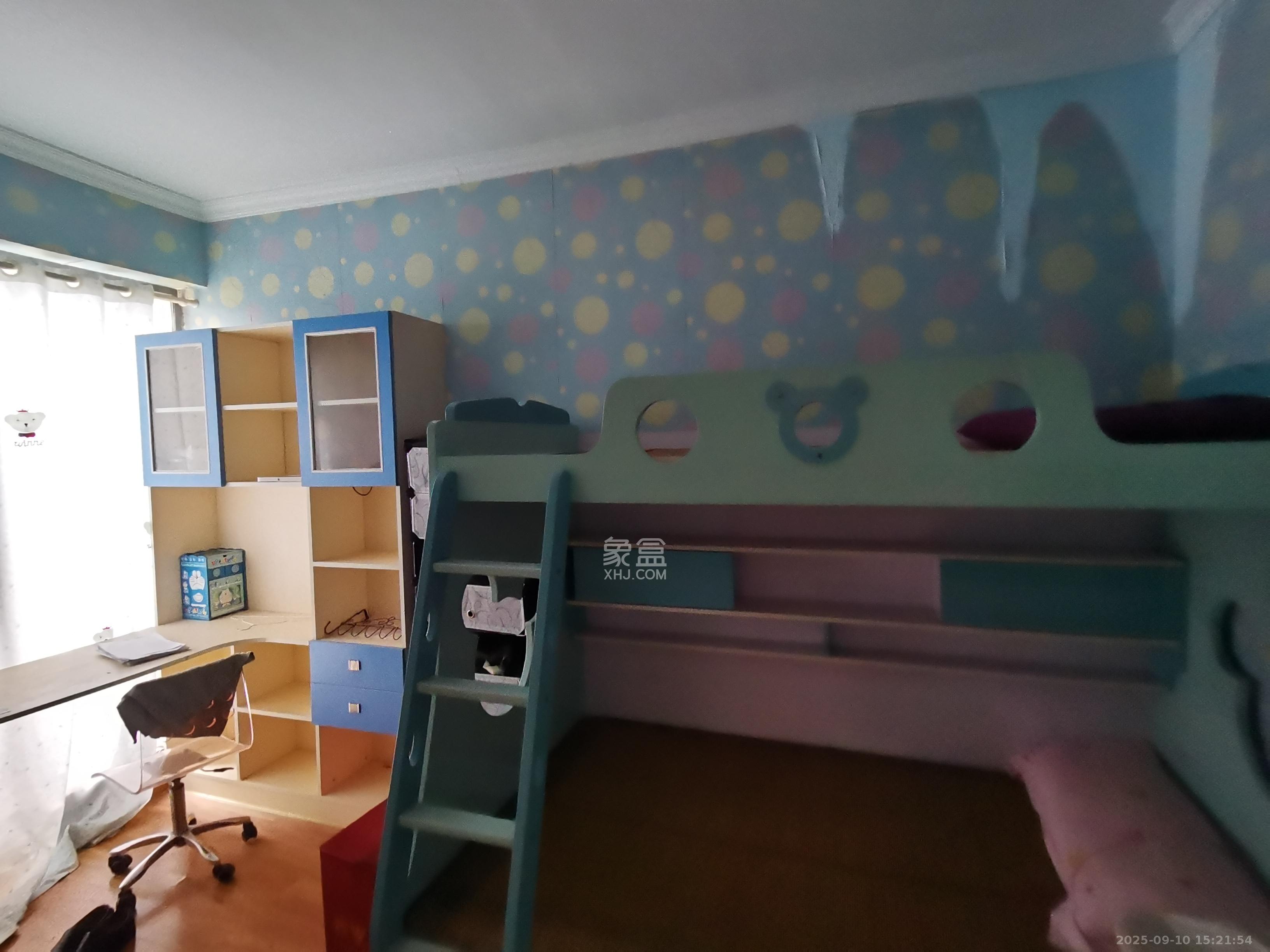 卓越蔚蓝海岸二期 1室0厅0卫 2200.0元/月 卓越蔚蓝海岸二期 1室0厅0卫 2200.0元/月室内图