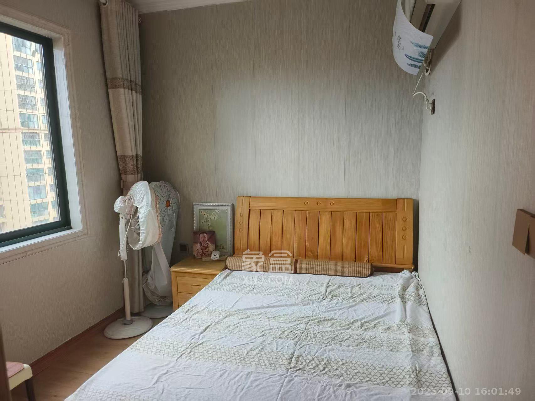 洋湖时代  1室1厅1卫    800.0元/月 洋湖时代  1室1厅1卫    800.0元/月室内图