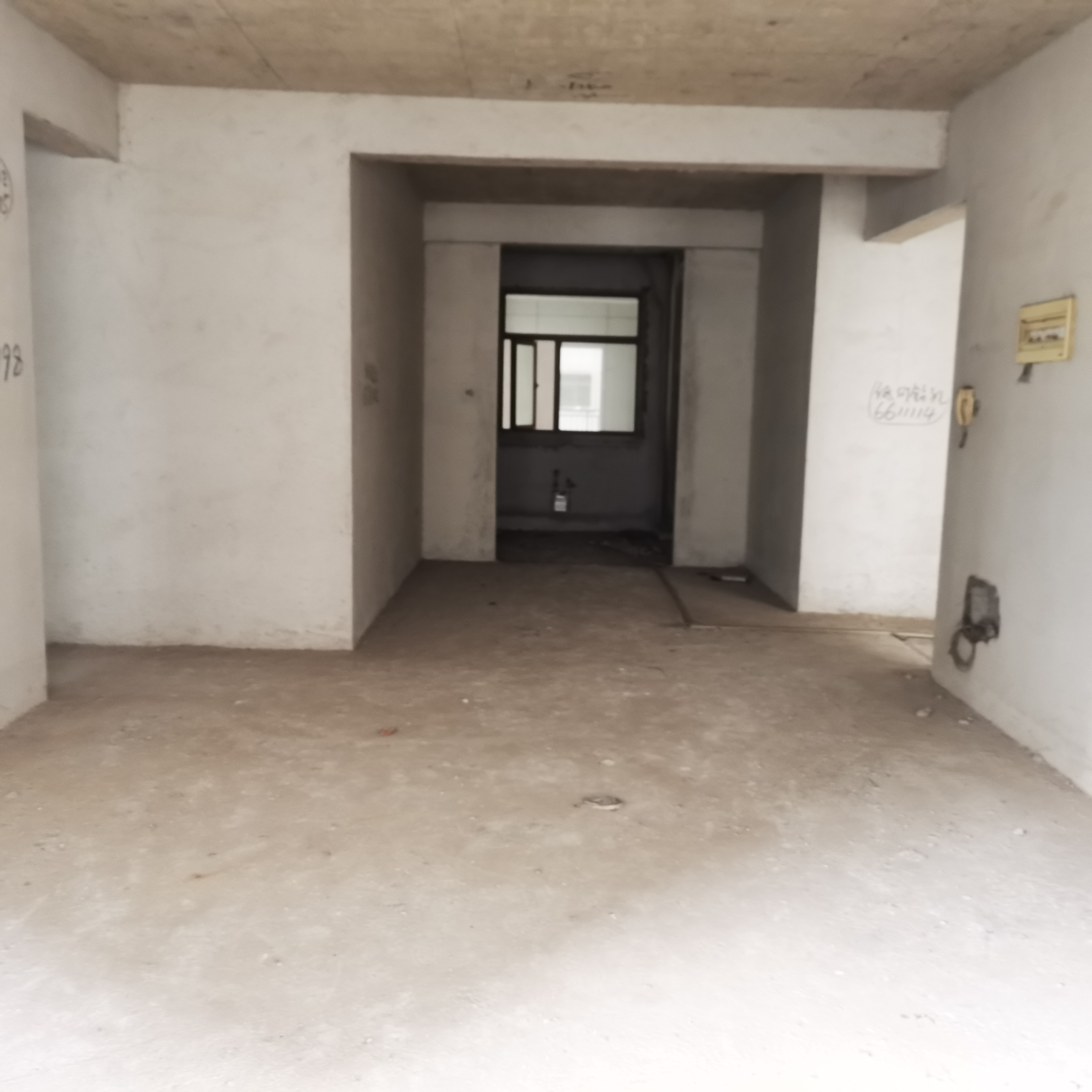 镇星恒苑 3室2厅2卫 49.8万 镇星恒苑 3室2厅2卫 49.8万客厅