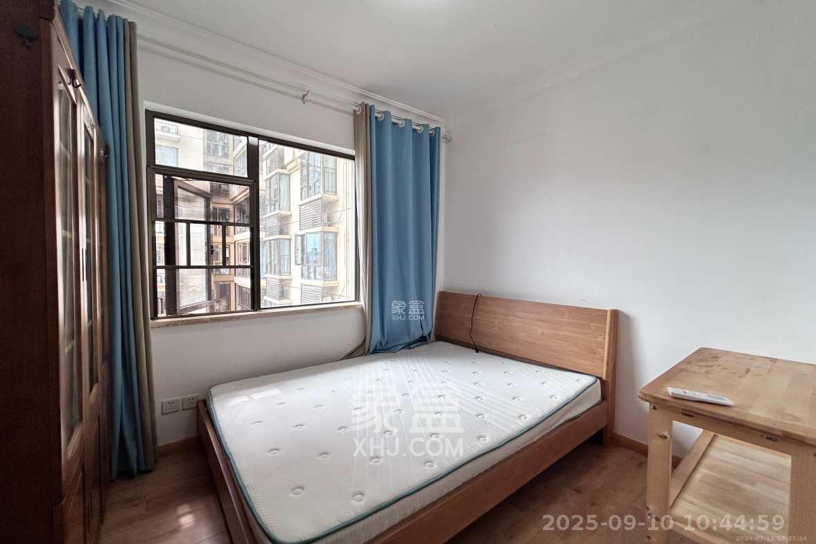 江山帝景哈佛 3室2厅1卫 2000.00元/月 江山帝景哈佛 3室2厅1卫 2000.00元/月室内图