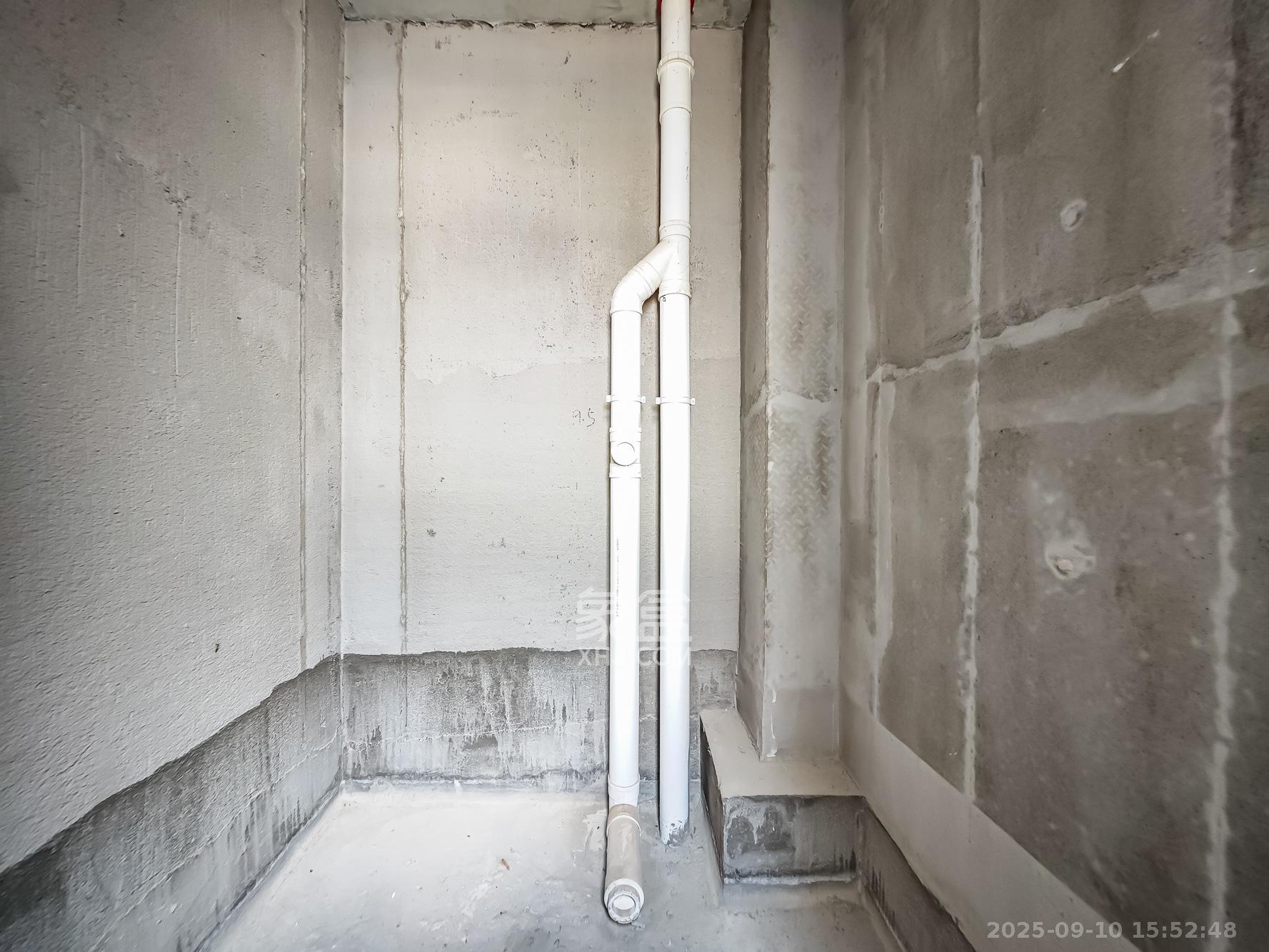 卓越青竹湖 3室2厅2卫 98.0万 卓越青竹湖 3室2厅2卫 98.0万卫生间