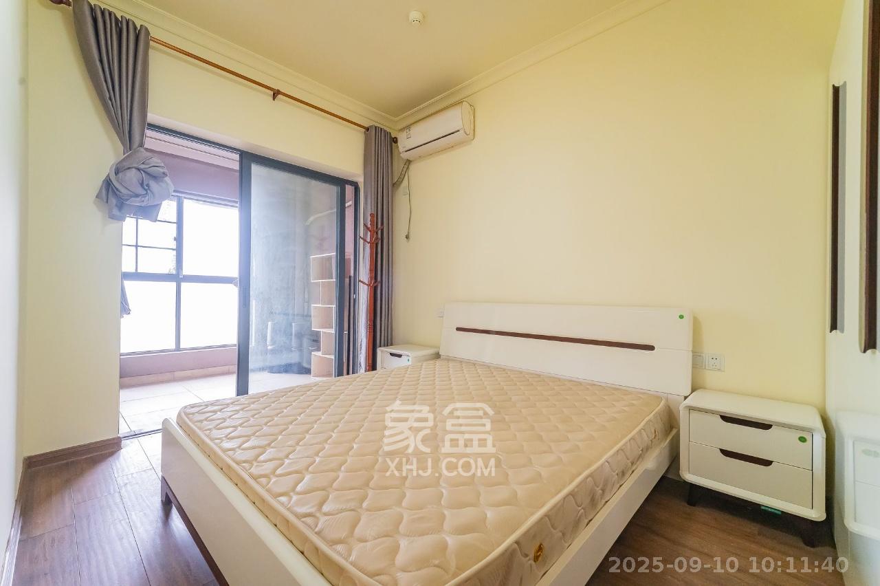 碧桂园威尼斯城  3室2厅1卫    2200.0元/月 碧桂园威尼斯城  3室2厅1卫    2200.0元/月室内图