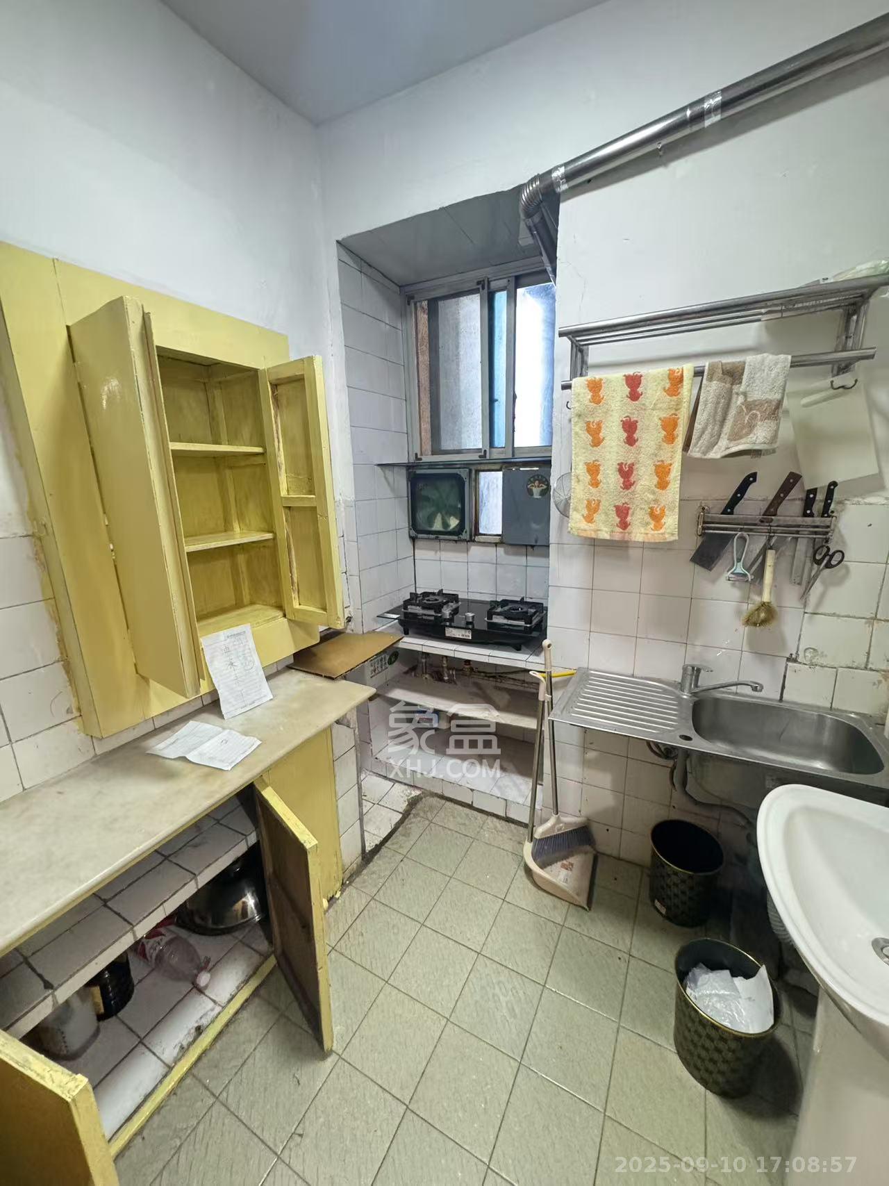 向韶村  2室1厅1卫    1800.0元/月室内图