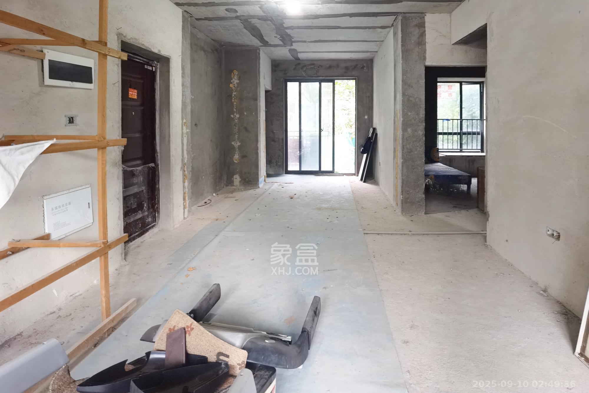 时光潇湘学府（浔学苑）  3室2厅2卫    28.98万室内图1