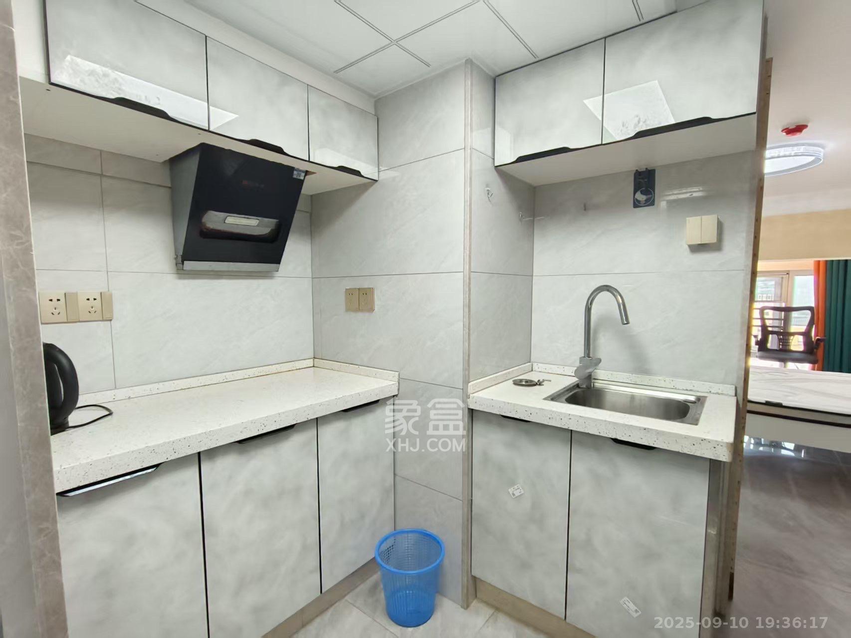 金地中交麓谷香颂(金地中交雅苑) 1室0厅0卫 1300.0元/月 金地中交麓谷香颂(金地中交雅苑) 1室0厅0卫 1300.0元/月室内图