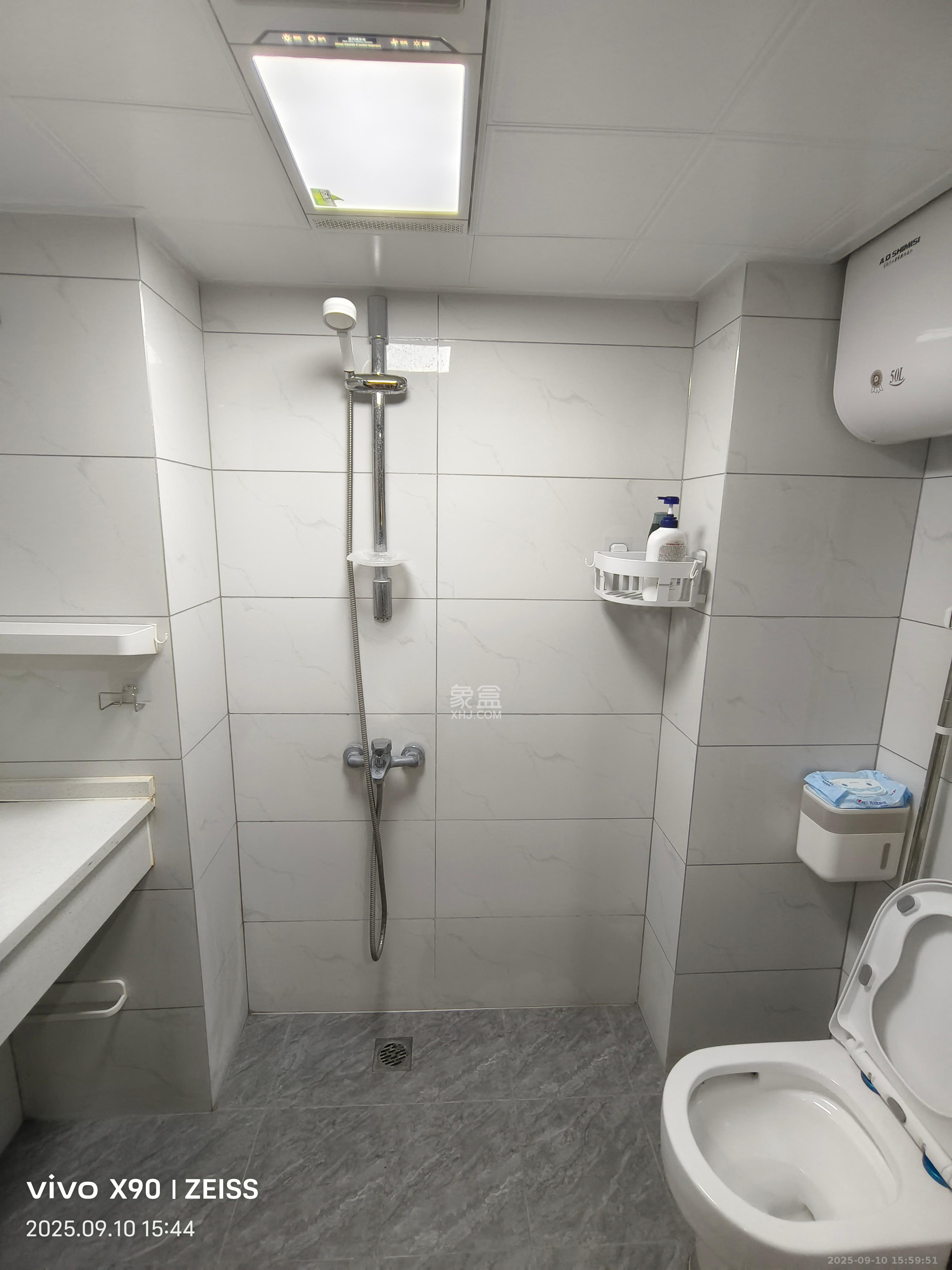 金茂建发泊悦  1室1厅1卫    2000.0元/月 金茂建发泊悦  1室1厅1卫    2000.0元/月室内图