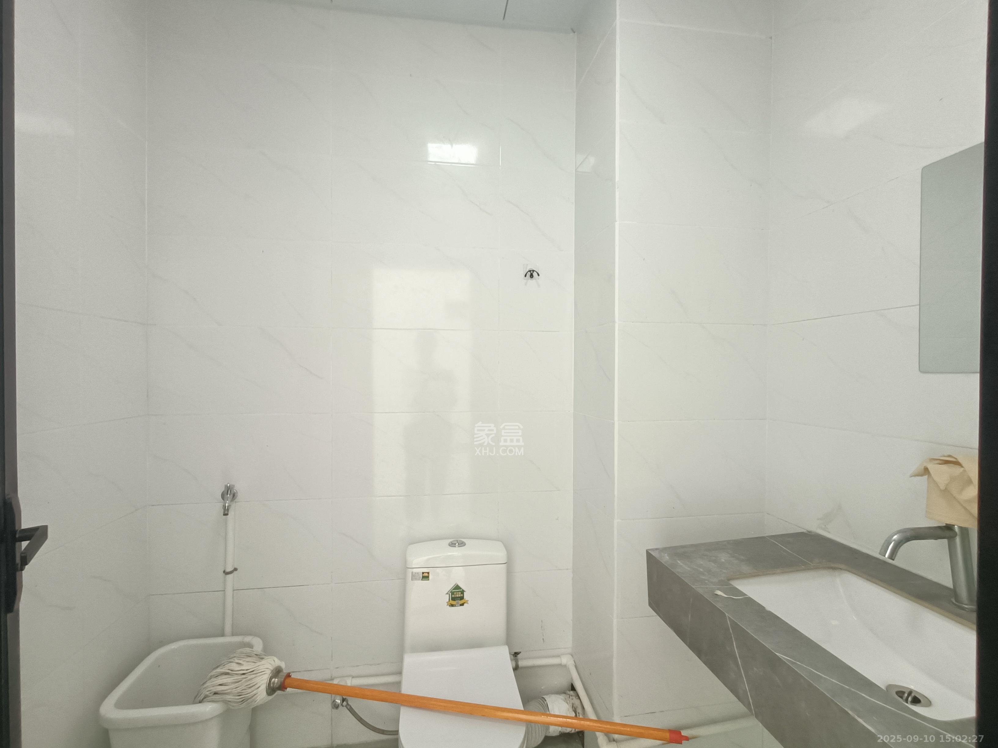 卓越伊景寓 2室0厅0卫 1350.0元/月 卓越伊景寓 2室0厅0卫 1350.0元/月室内图