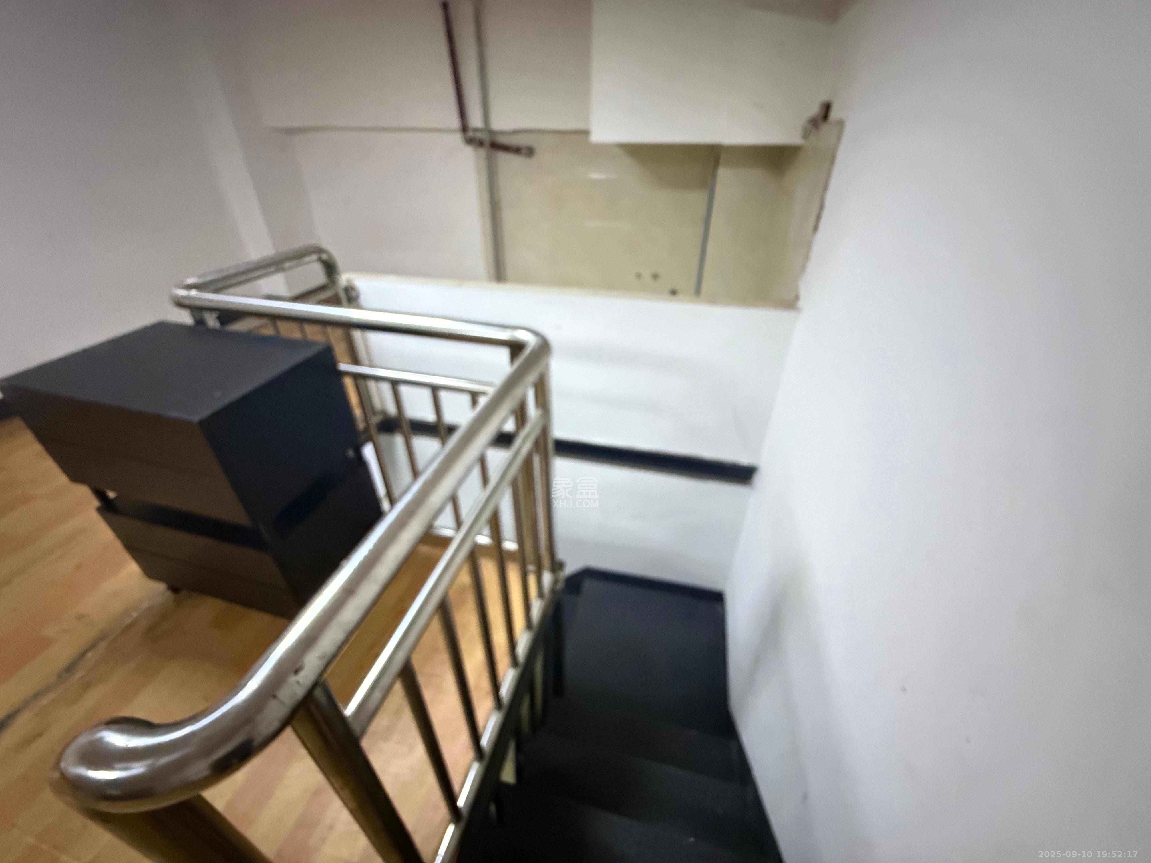 芙蓉明珠   50.0㎡      1800.0元/月室内图