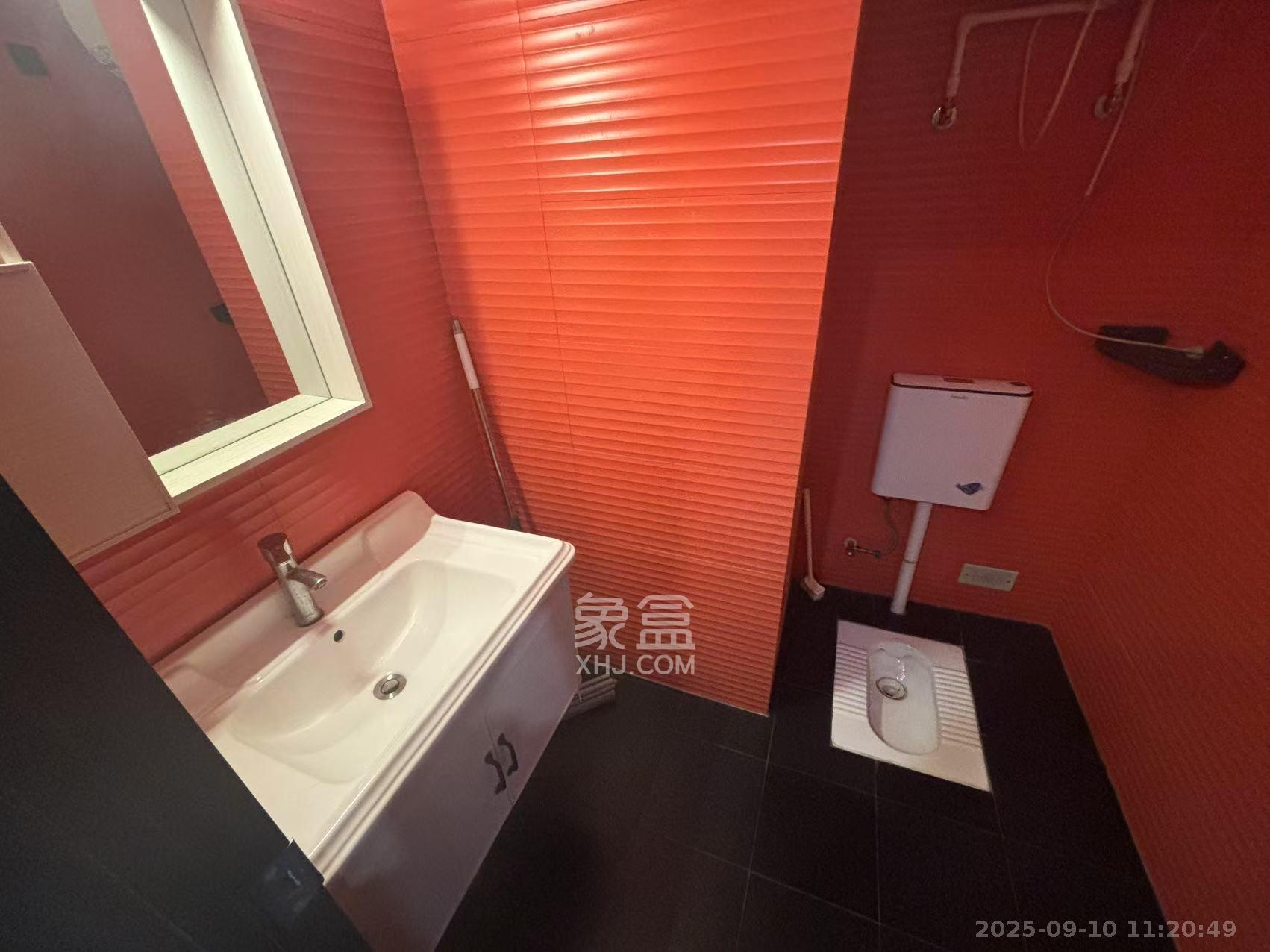 天心白沙里  1室1厅1卫    2400.0元/月室内图