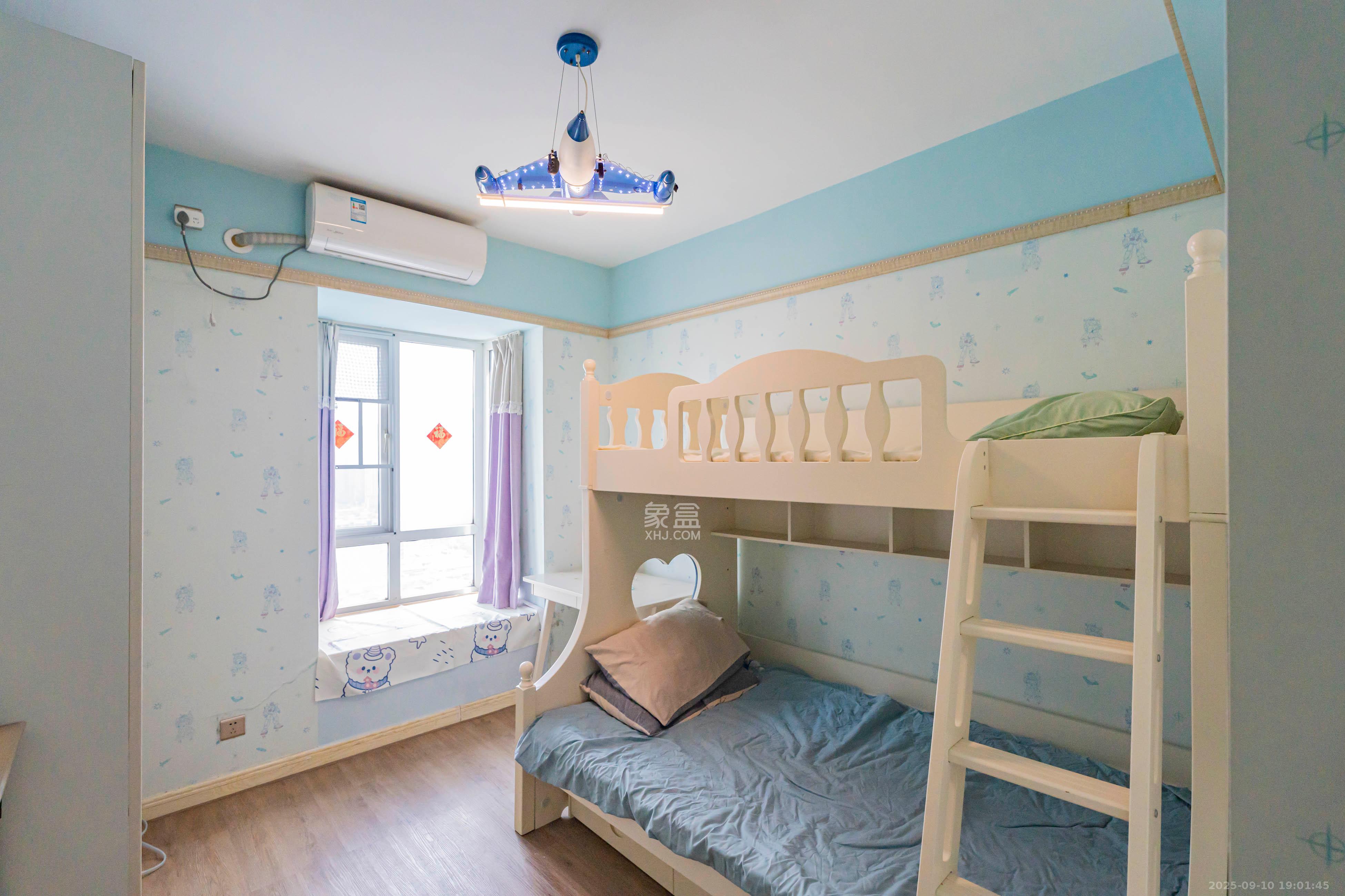 凯乐国际城 2室2厅1卫 95.0万 凯乐国际城 2室2厅1卫 95.0万卧室