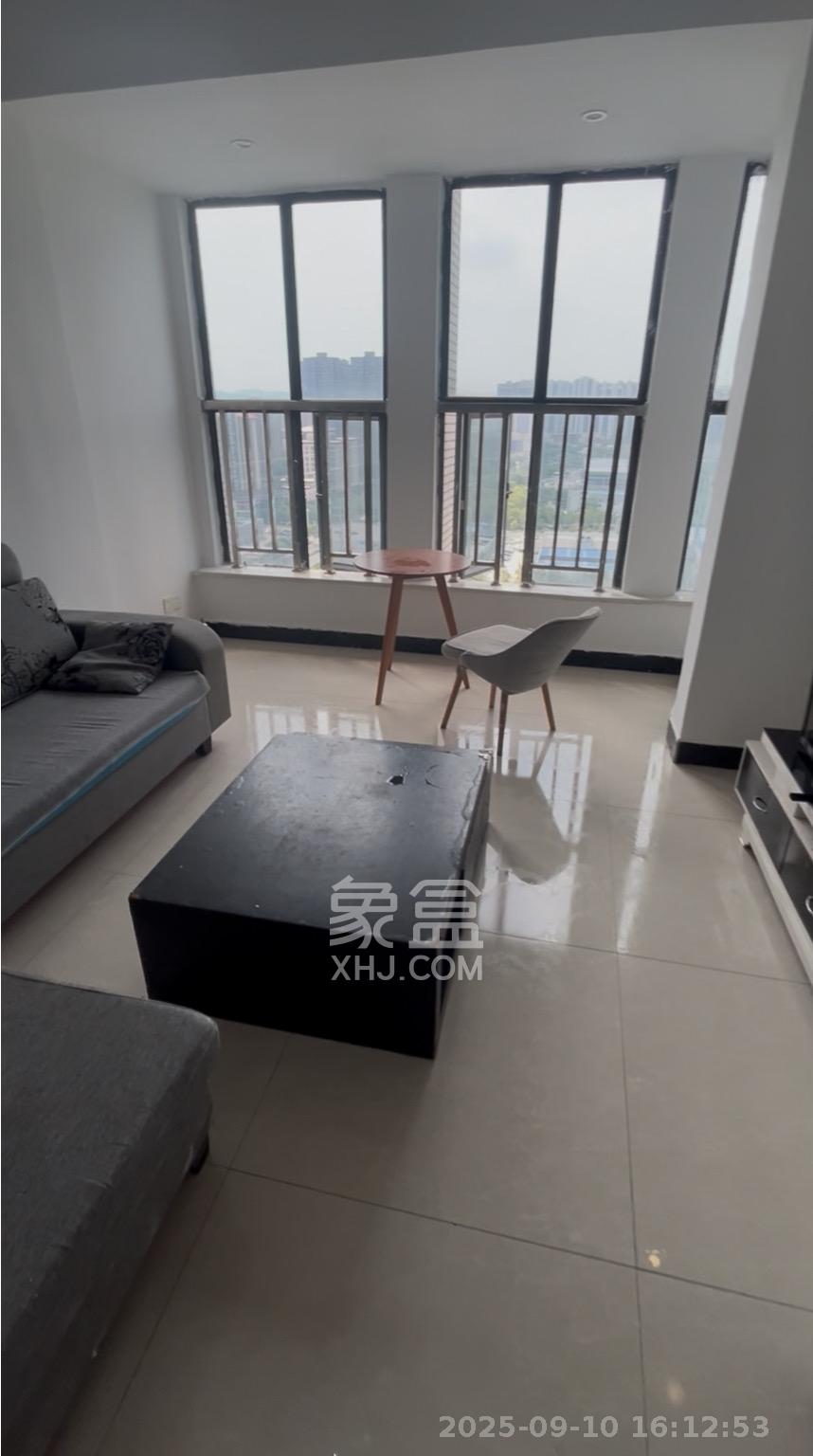 恒生碧水龙庭  2室1厅2卫    1600.0元/月 恒生碧水龙庭  2室1厅2卫    1600.0元/月