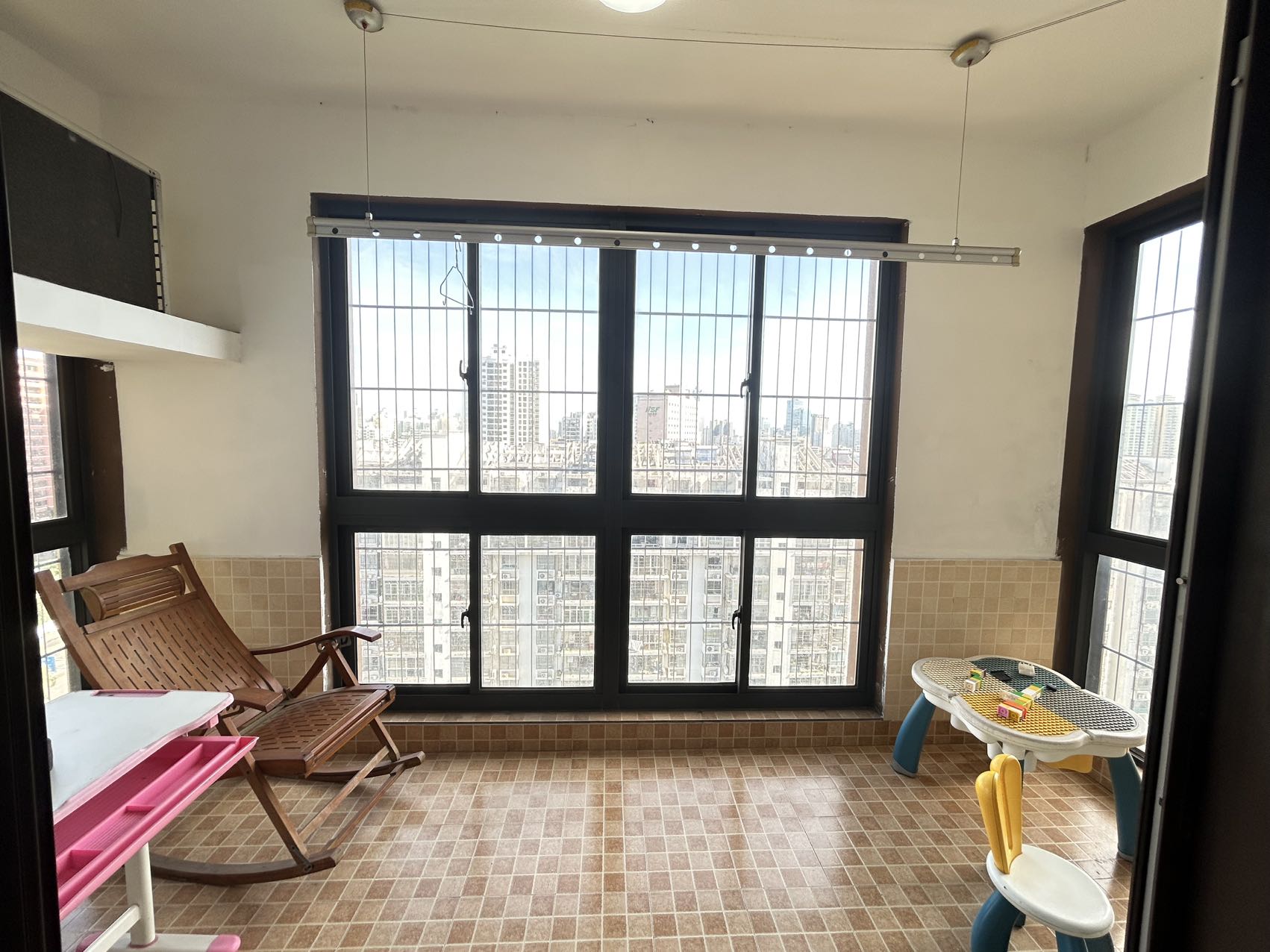 香樟林 5室2厅2卫 4300.0元/月 香樟林 5室2厅2卫 4300.0元/月室内图