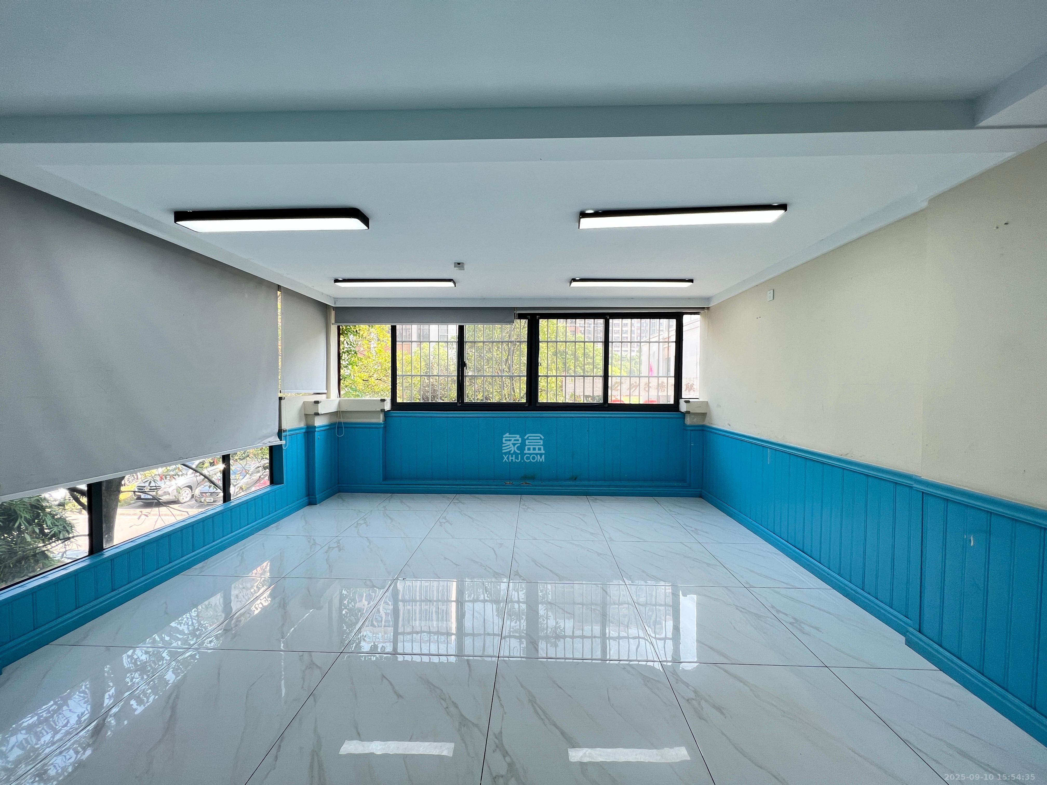 中城丽景香山园  7室2厅2卫    6000.0元/月室内图