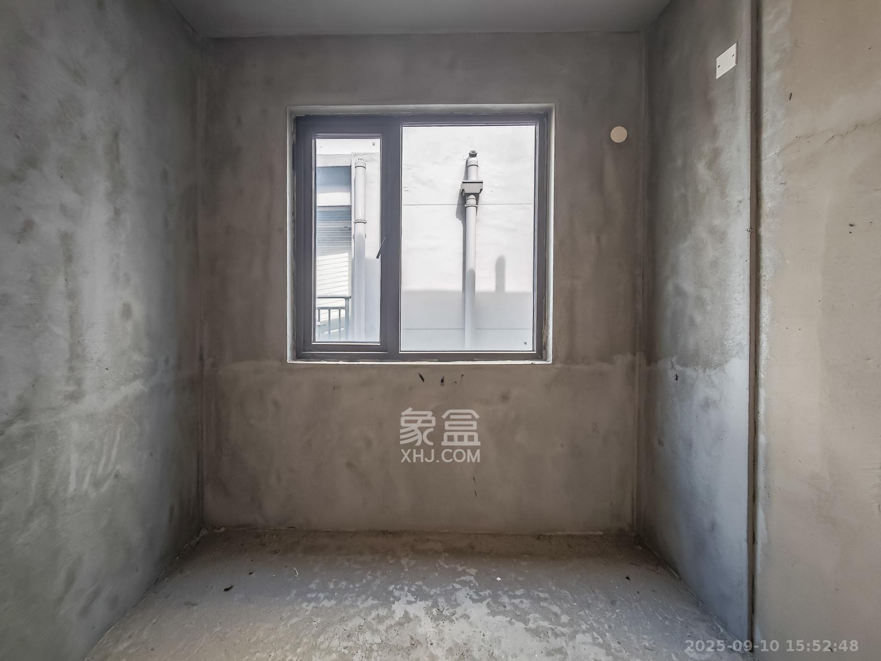 卓越青竹湖 3室2厅2卫 98.0万 卓越青竹湖 3室2厅2卫 98.0万卧室