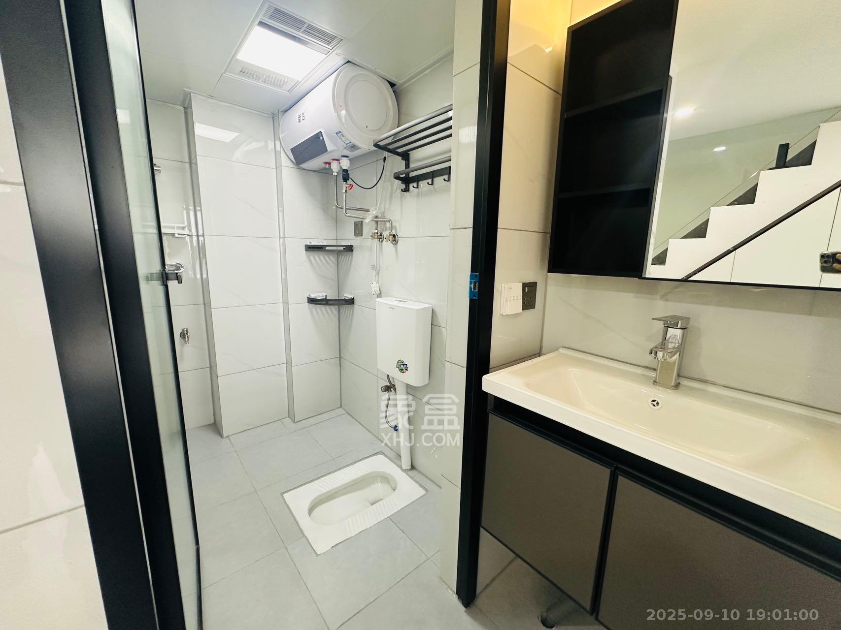 佳兆业云顶都汇  1室1厅1卫    1600.0元/月 佳兆业云顶都汇  1室1厅1卫    1600.0元/月室内图