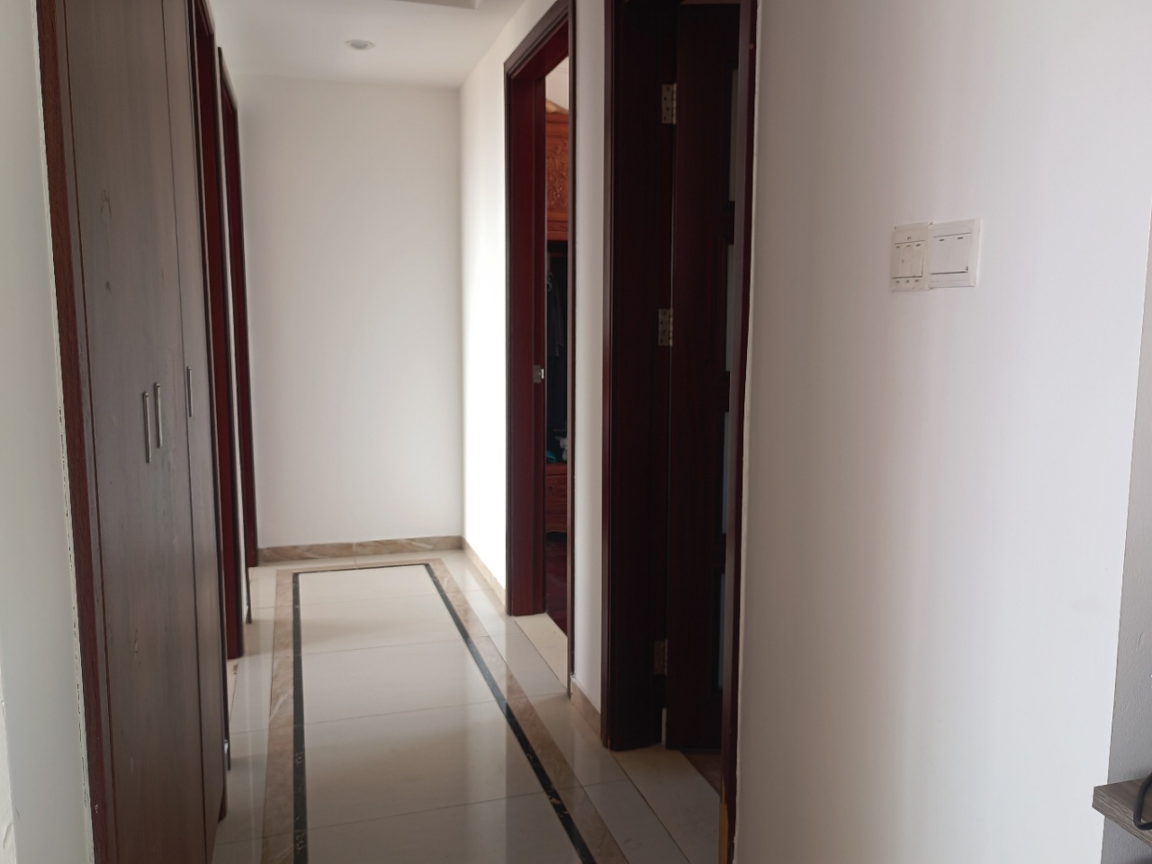 中海锦城 3室2厅2卫 3200.0元/月 中海锦城 3室2厅2卫 3200.0元/月室内图