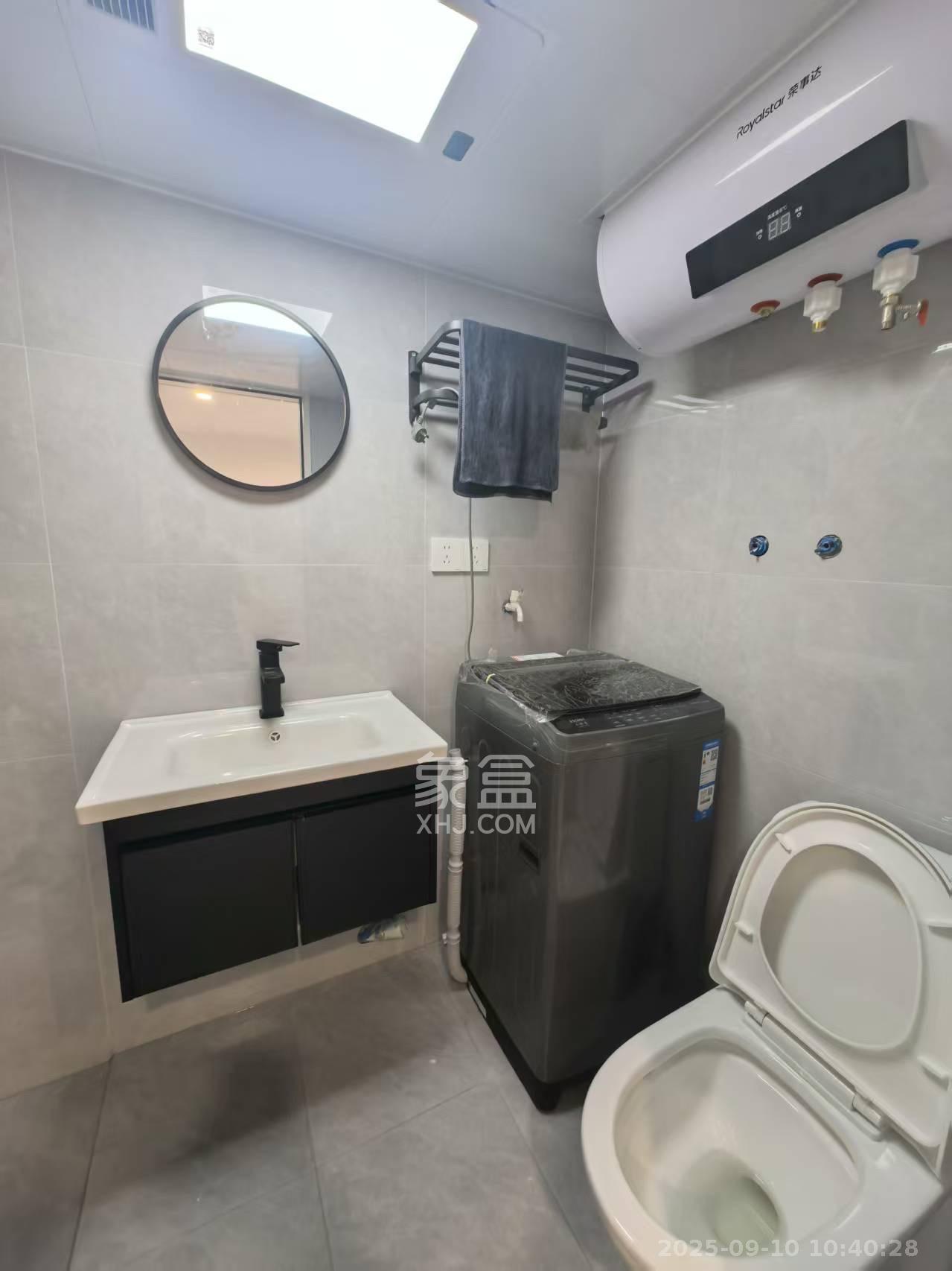 碧桂园荟隽棠  1室1厅1卫    1700.0元/月 碧桂园荟隽棠  1室1厅1卫    1700.0元/月室内图