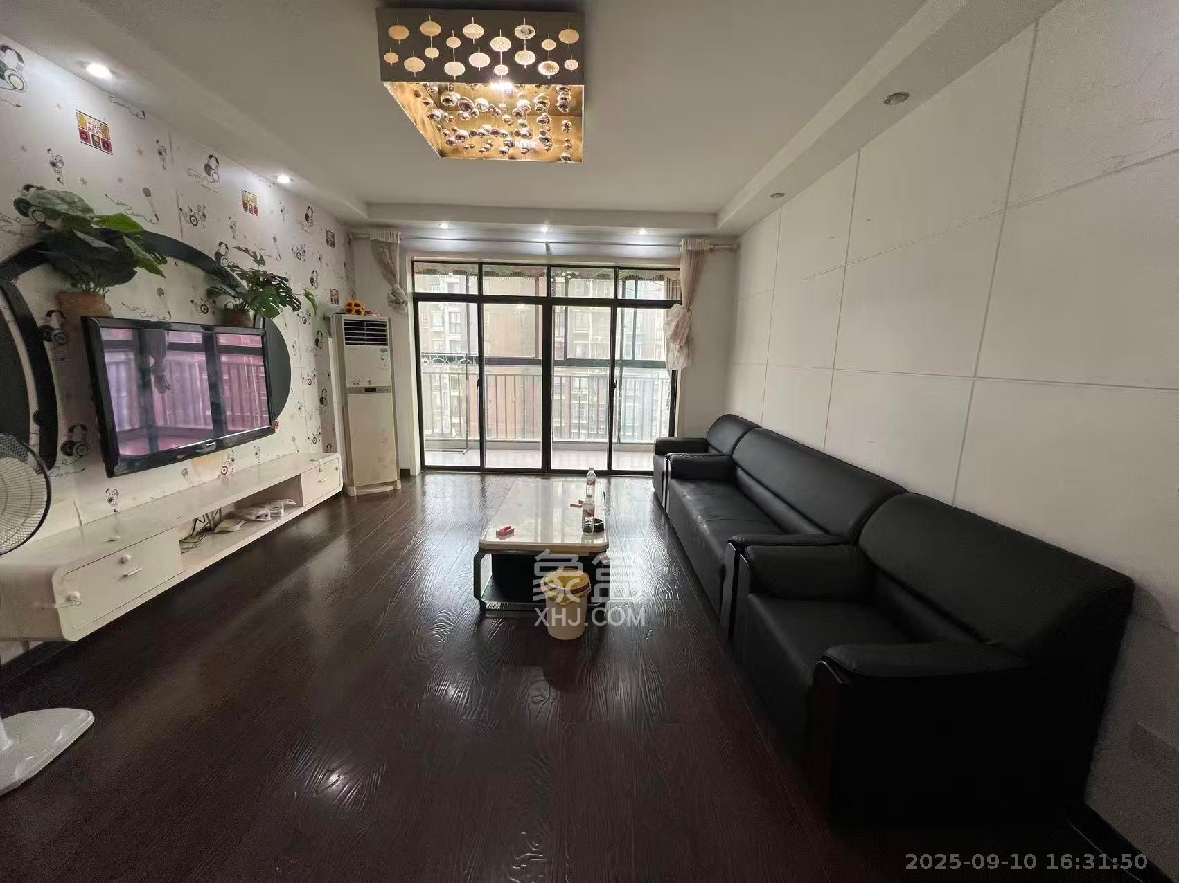 圆梦完美生活 3室2厅2卫 1900.0元/月 圆梦完美生活 3室2厅2卫 1900.0元/月室内图