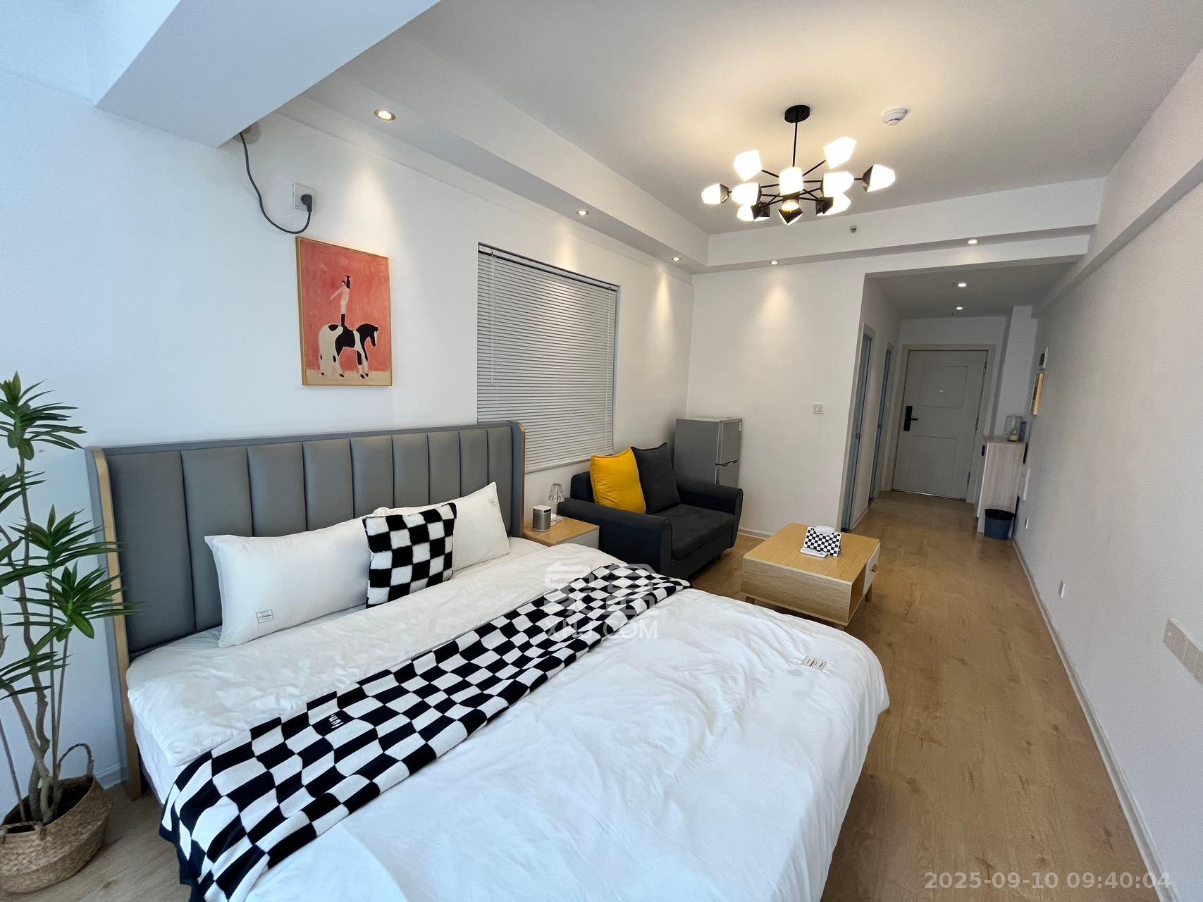 新天地步步高  1室1厅1卫    1400.0元/月 新天地步步高  1室1厅1卫    1400.0元/月室内图