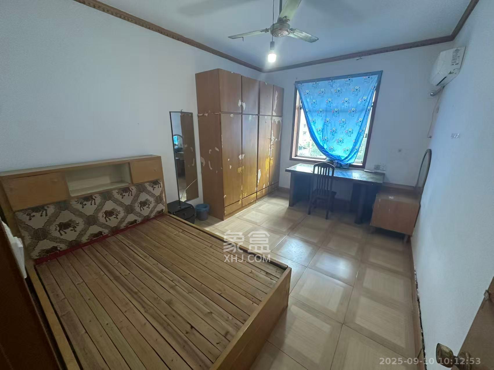 司马里散盘  3室1厅1卫    1600.0元/月室内图