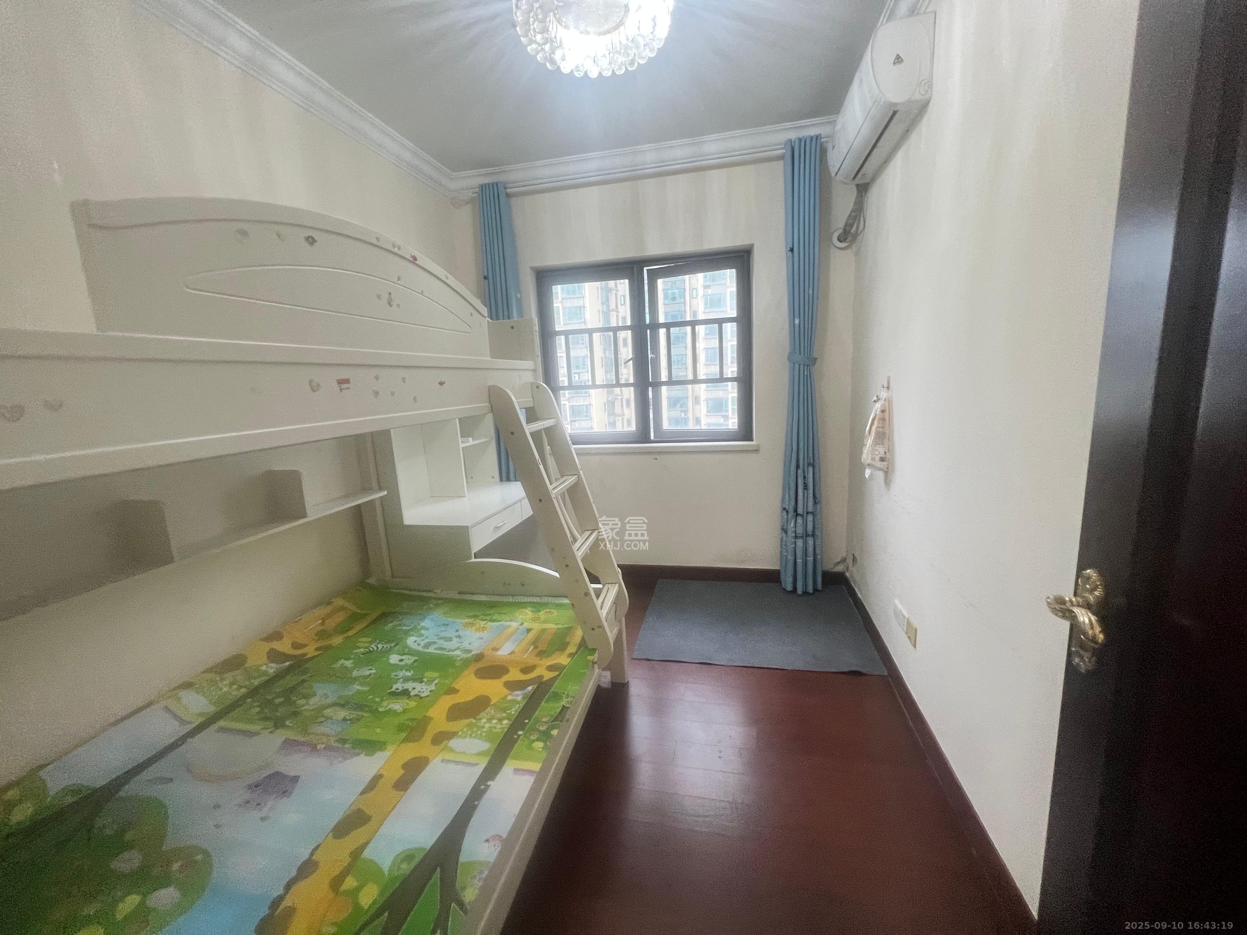 恒大国际广场 3室2厅1卫 2200.0元/月 恒大国际广场 3室2厅1卫 2200.0元/月室内图