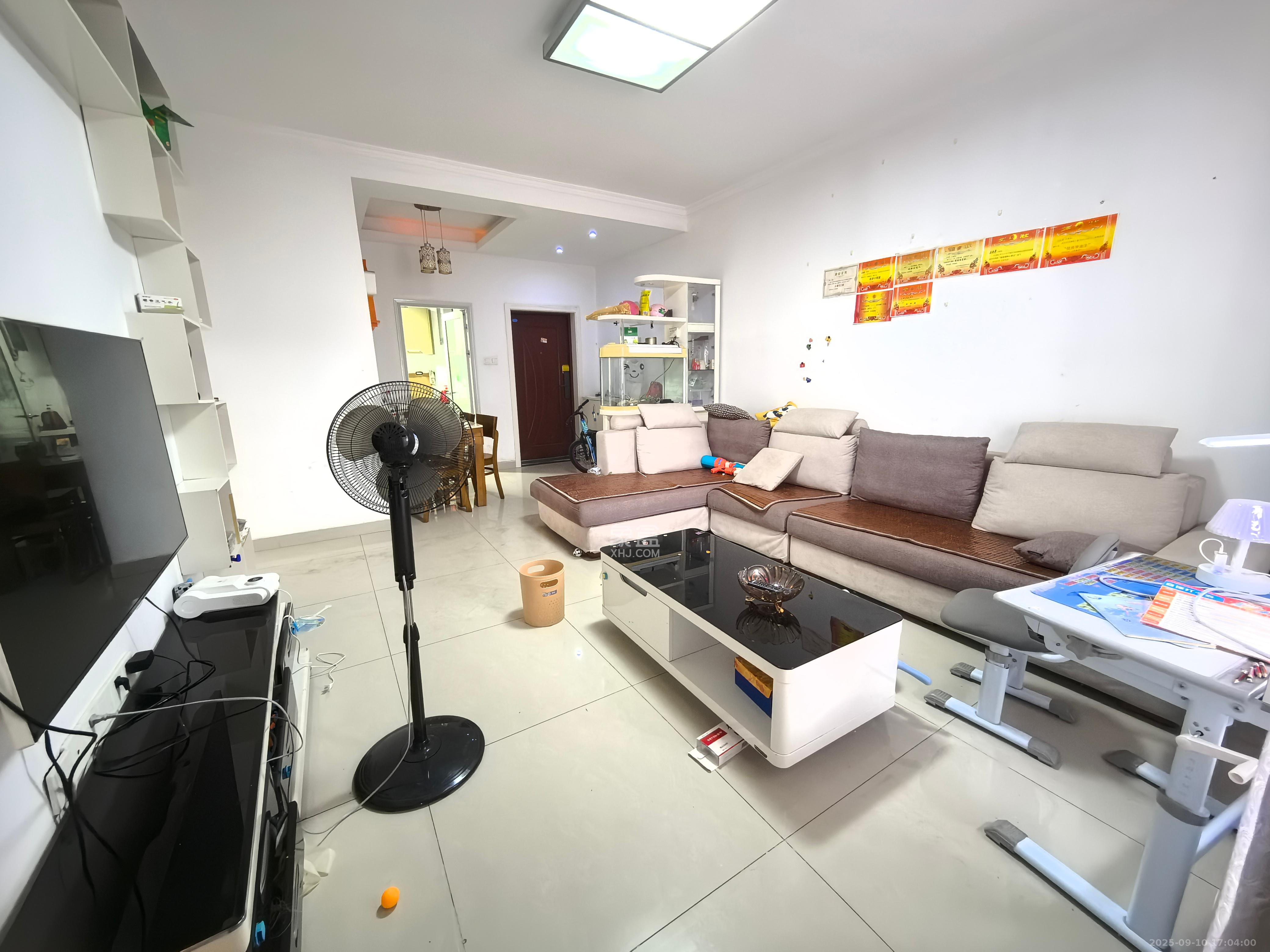 英祥春天  2室2厅1卫    2200.0元/月 英祥春天  2室2厅1卫    2200.0元/月室内图