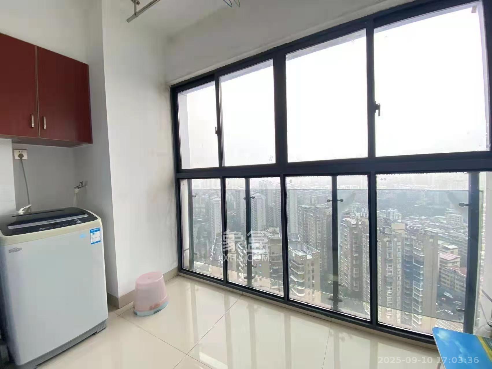 达美D6区 2室1厅1卫 2400.0元/月 达美D6区 2室1厅1卫 2400.0元/月室内图