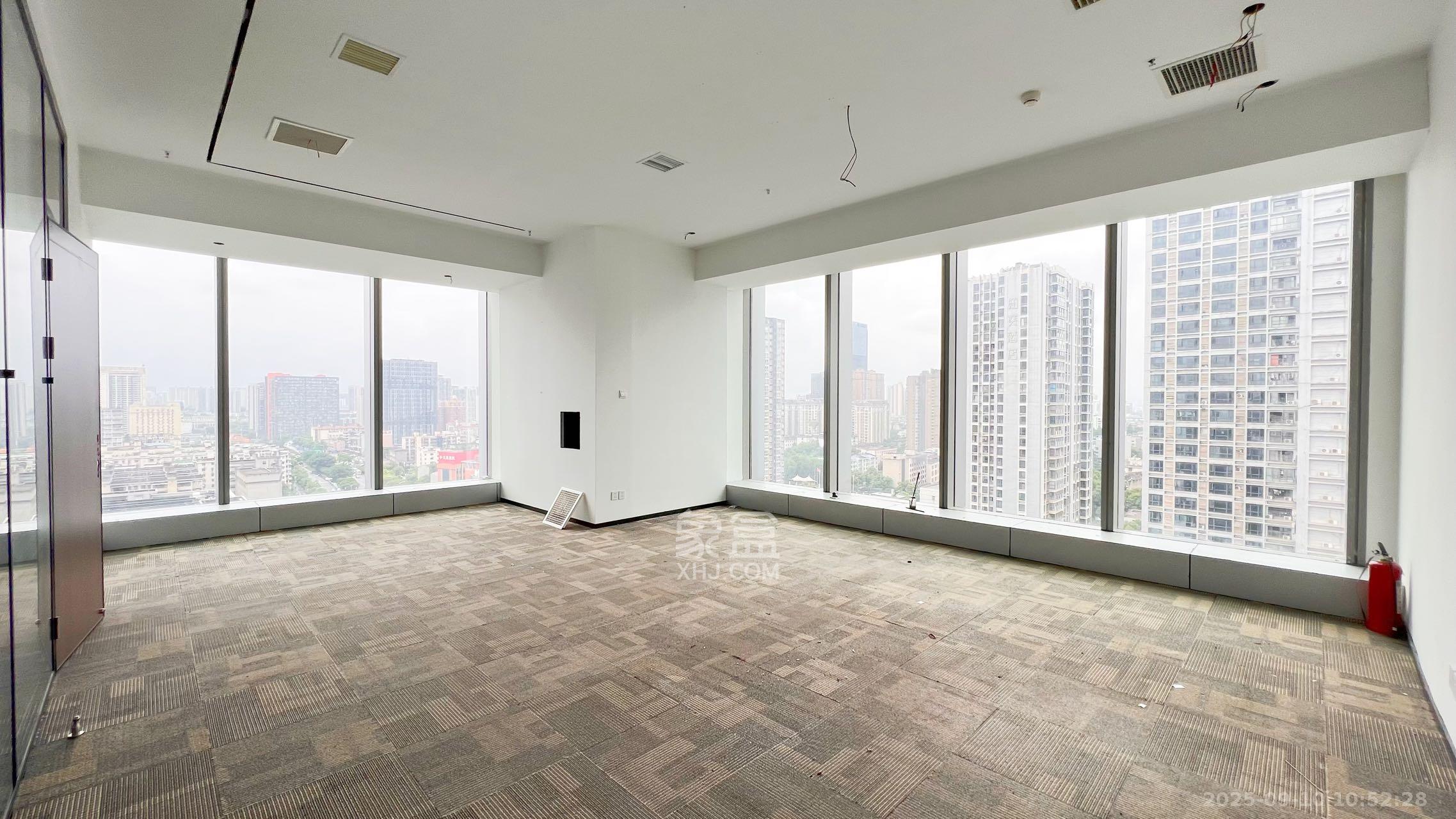 万博汇   678.0㎡      45000.0元/月室内图