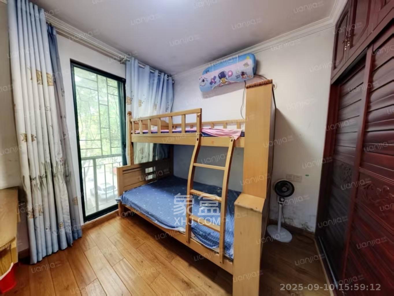 西街花园 3室1厅1卫 3000.0元/月 西街花园 3室1厅1卫 3000.0元/月室内图