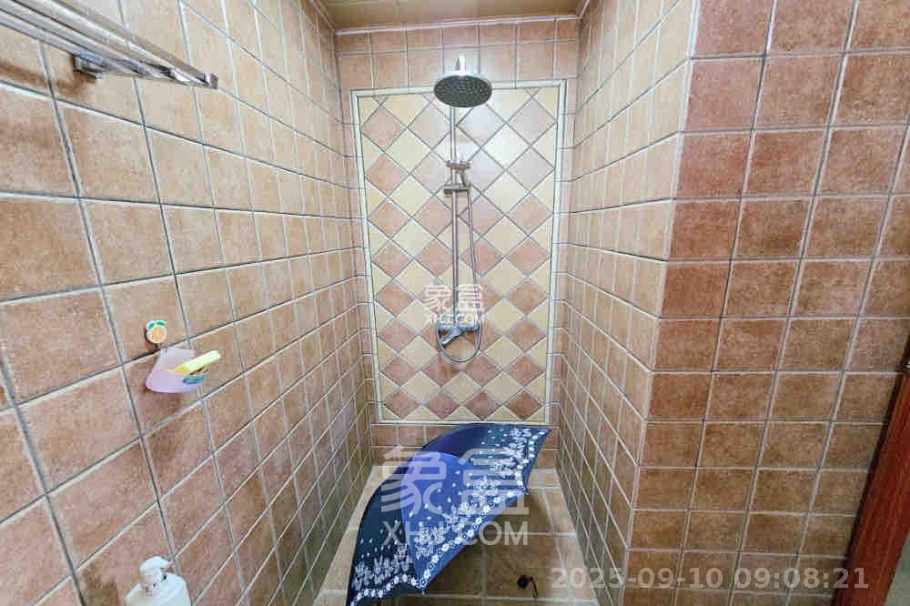 凯乐湘园  3室2厅2卫    3000.0元/月 凯乐湘园  3室2厅2卫    3000.0元/月室内图