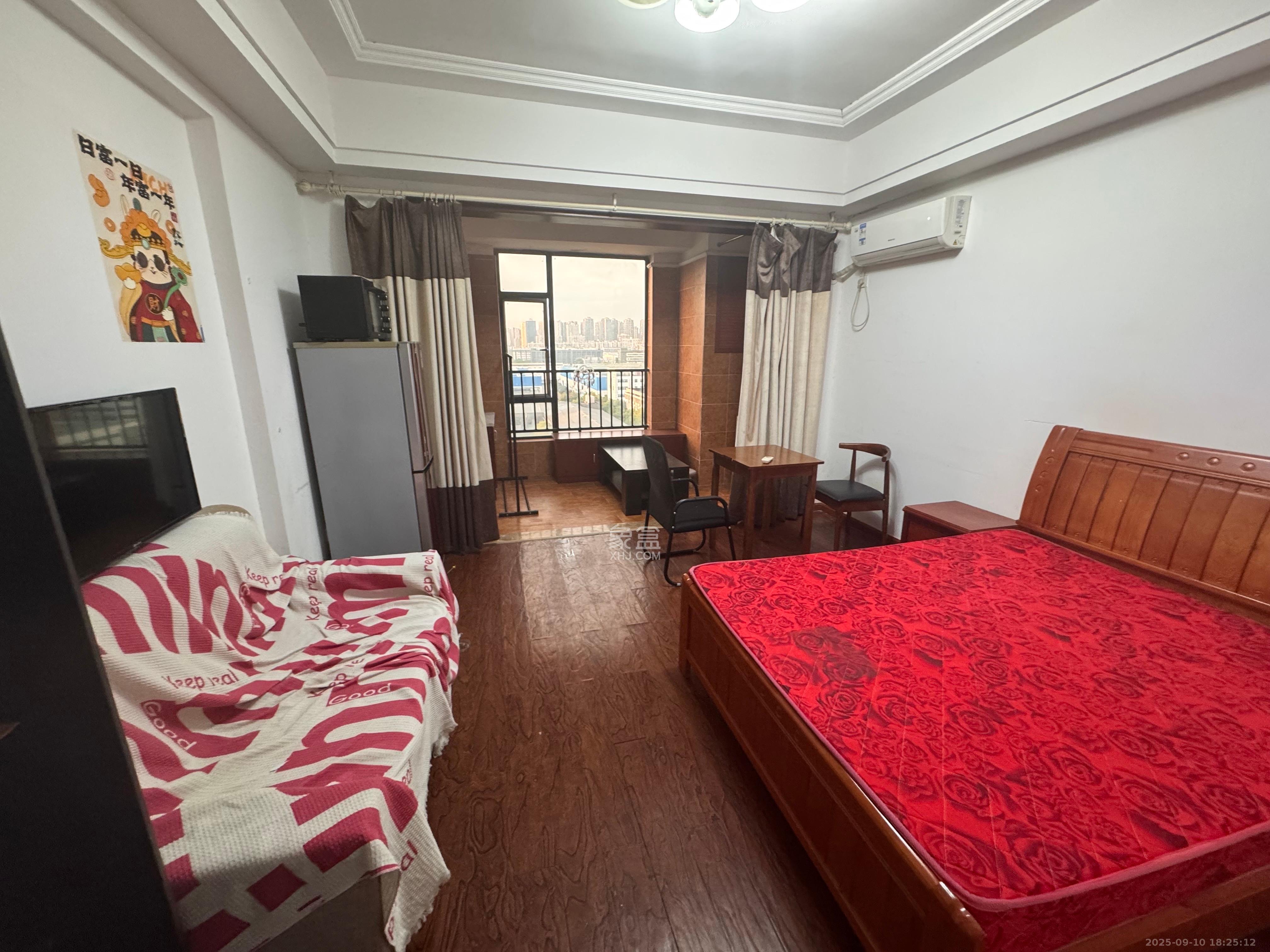 天元涉外景园B区 1室1厅1卫 1200.0元/月 天元涉外景园B区 1室1厅1卫 1200.0元/月室内图