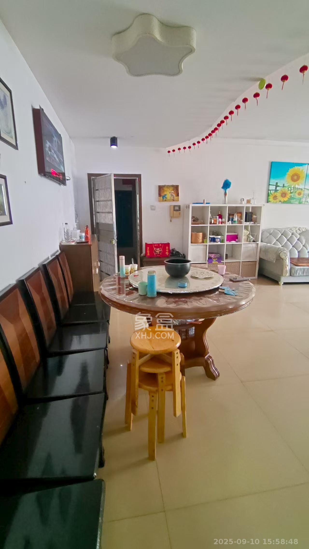 阳光丽景  3室2厅1卫    2000.0元/月 阳光丽景  3室2厅1卫    2000.0元/月