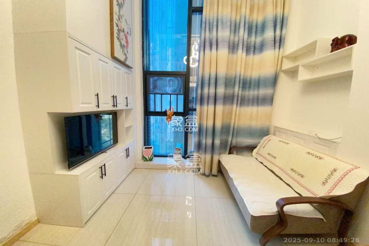 东盈商业广场(华泉城市广场) 1室1厅1卫 2300.0元/月 东盈商业广场(华泉城市广场) 1室1厅1卫 2300.0元/月室内图