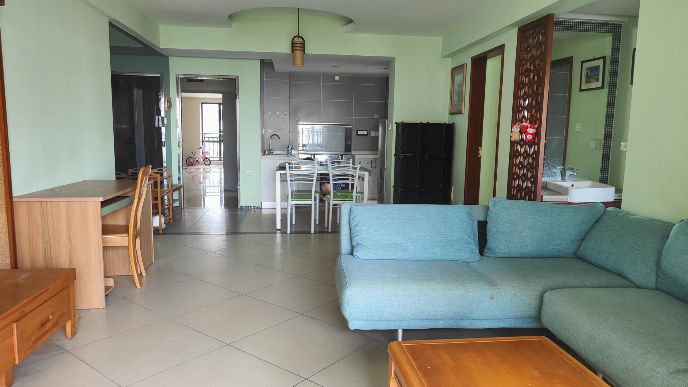 滨海贵族 2室2厅1卫 2800.0元/月 滨海贵族 2室2厅1卫 2800.0元/月室内图