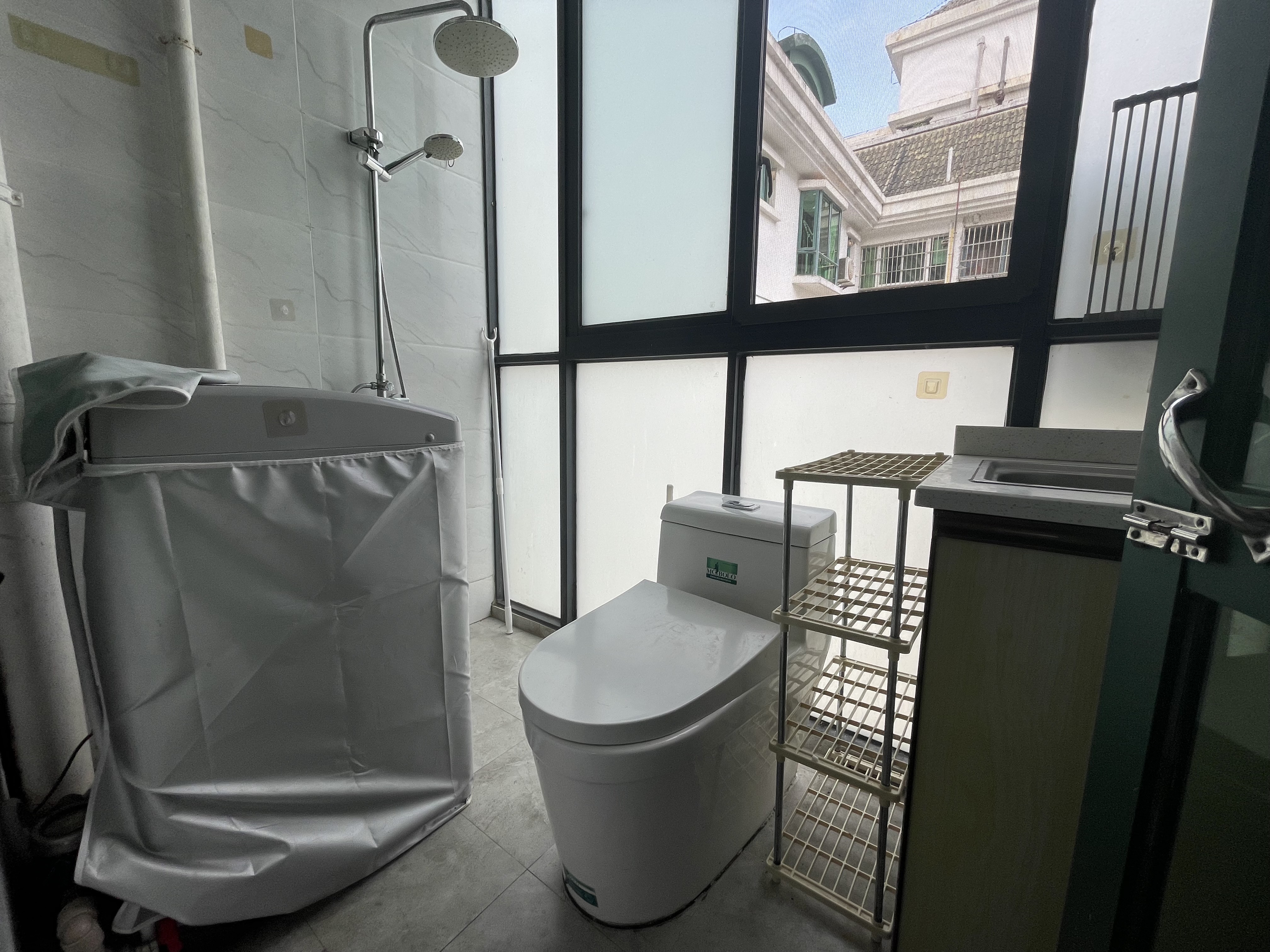 现代花园一期 1室0厅1卫 800.0元/月 现代花园一期 1室0厅1卫 800.0元/月室内图