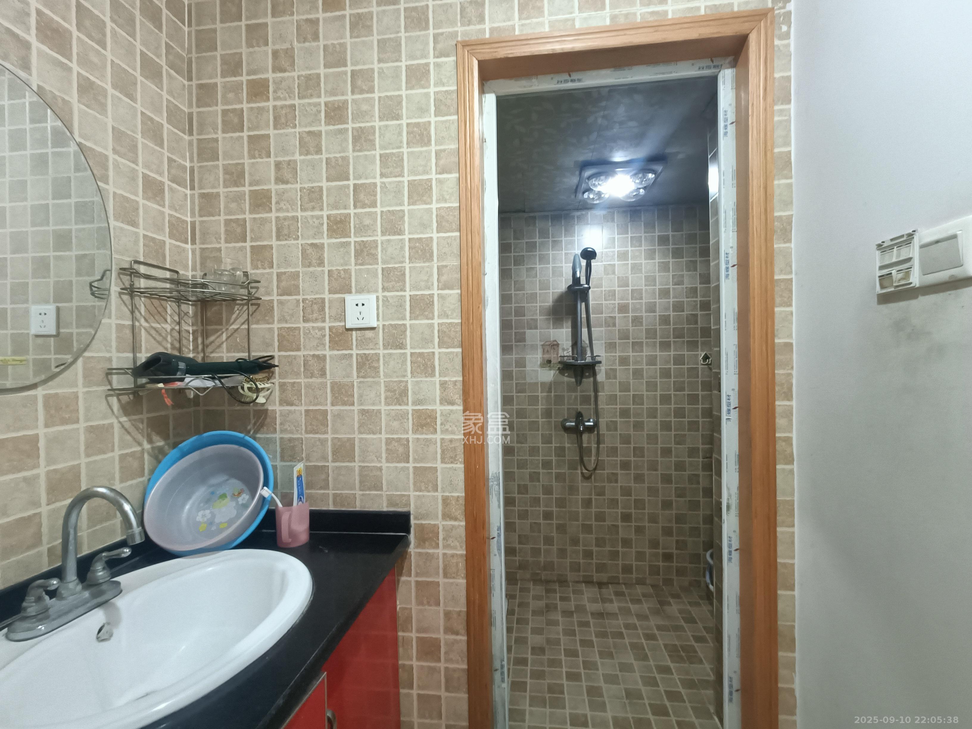 天赐良园 3室2厅1卫 2200.0元/月 天赐良园 3室2厅1卫 2200.0元/月室内图